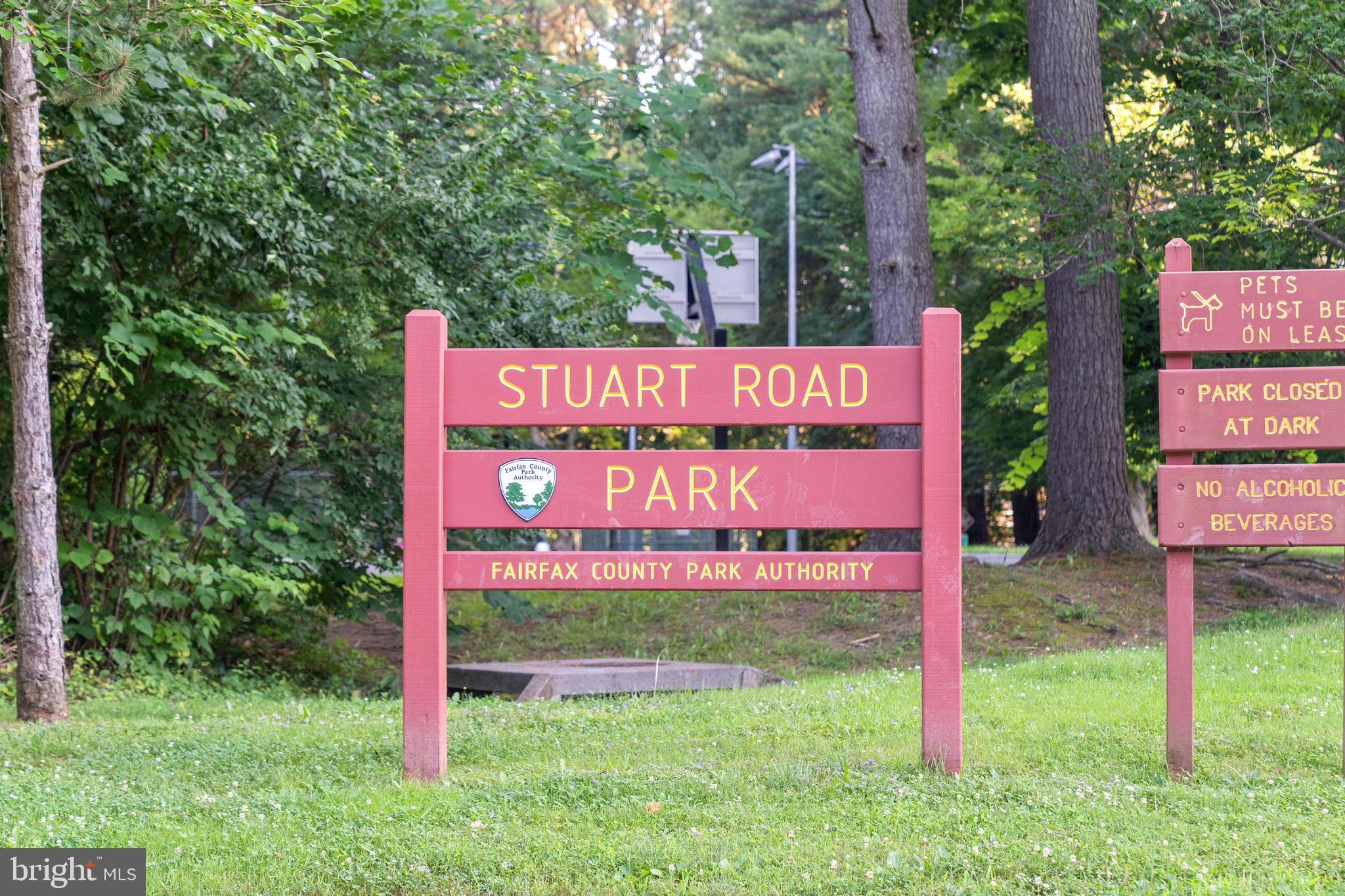 RESTON - Residential