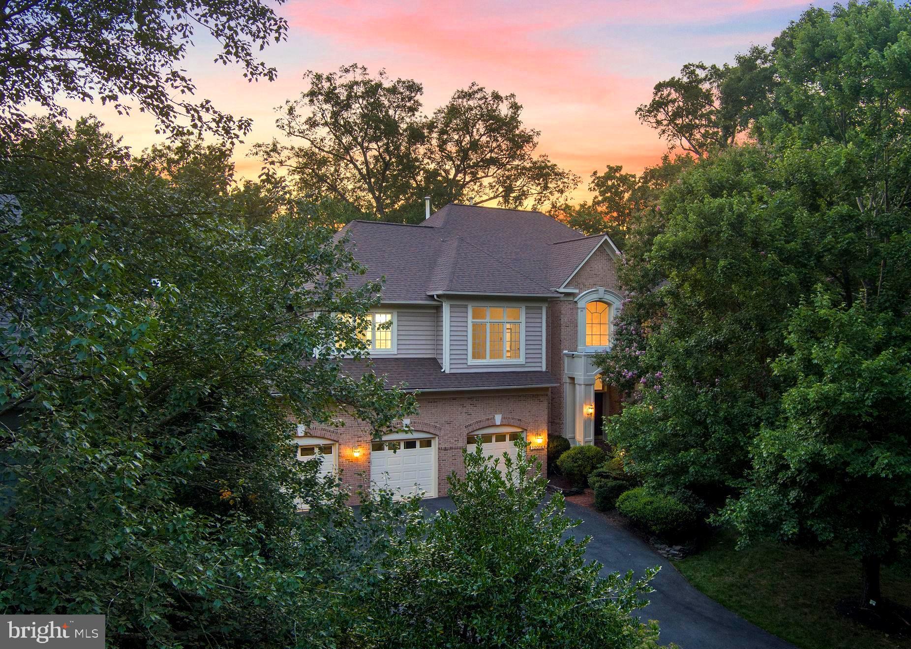 RESTON - Residential