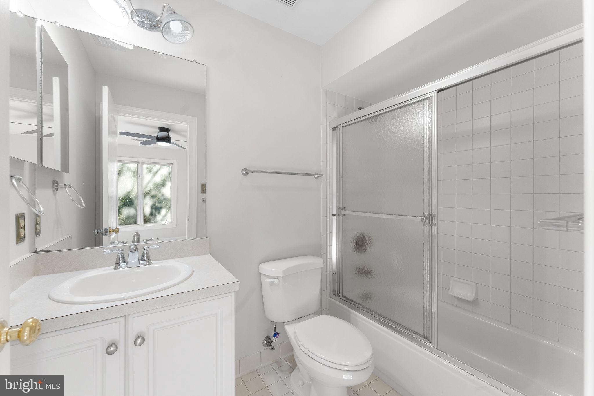 RESTON - Residential