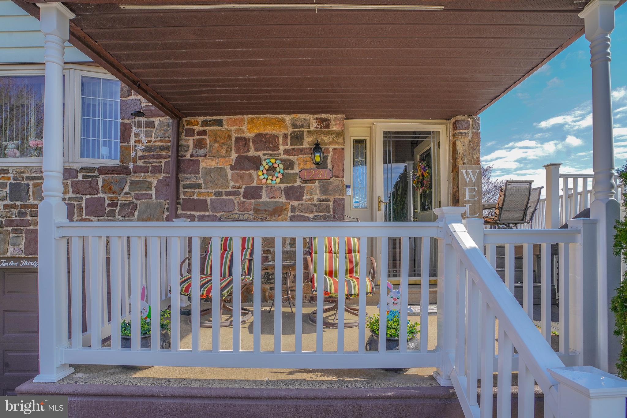 1231 HEMLOCK DRIVE