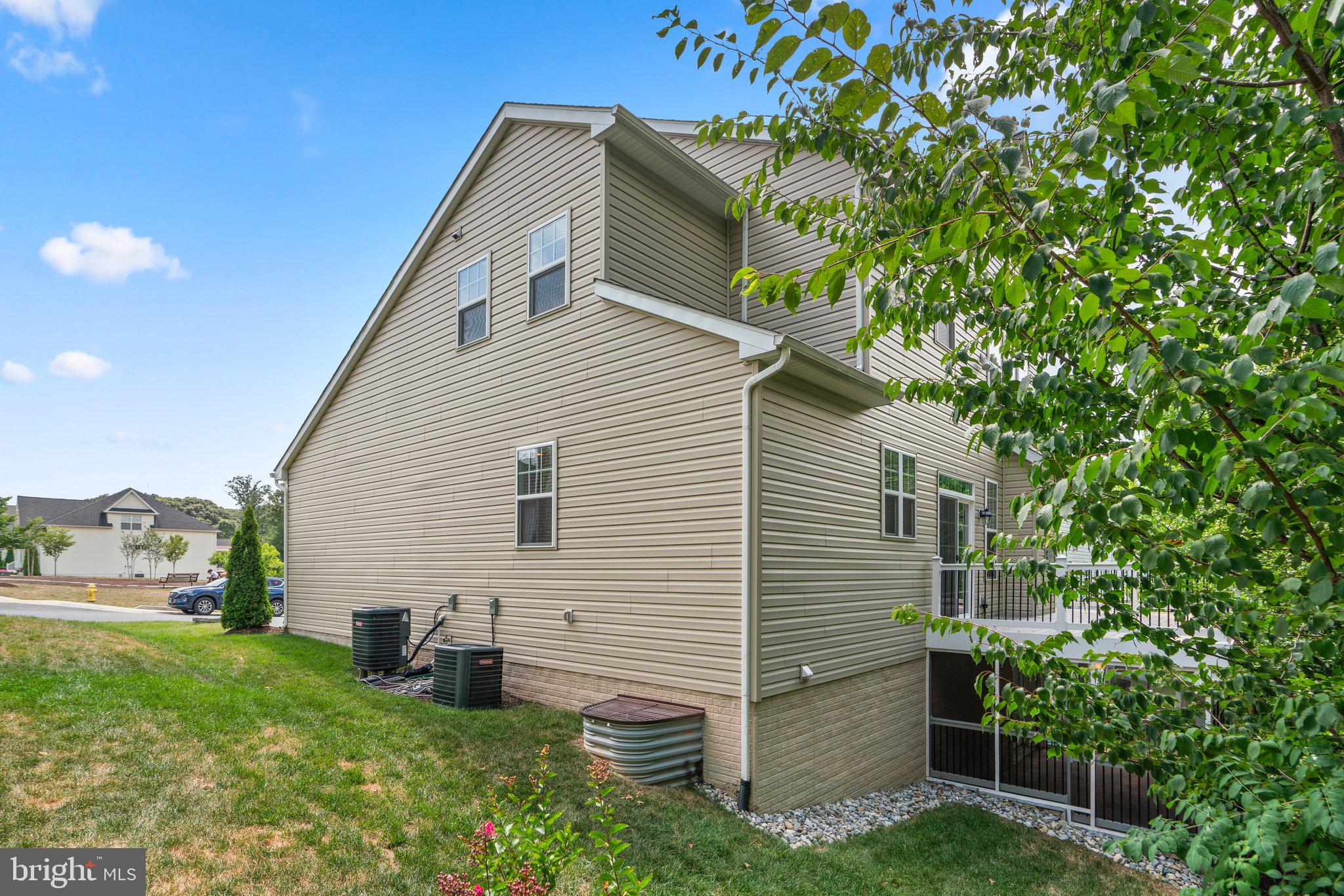 POND VIEW - Residential