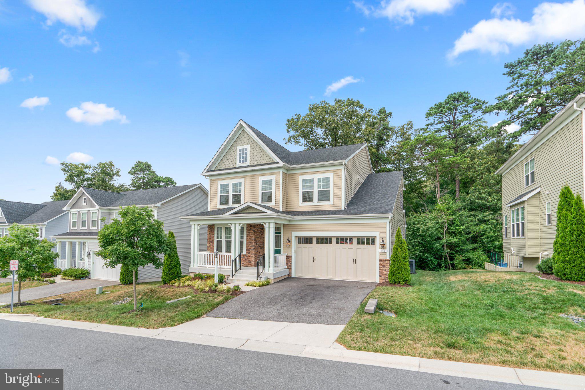 POND VIEW - Residential