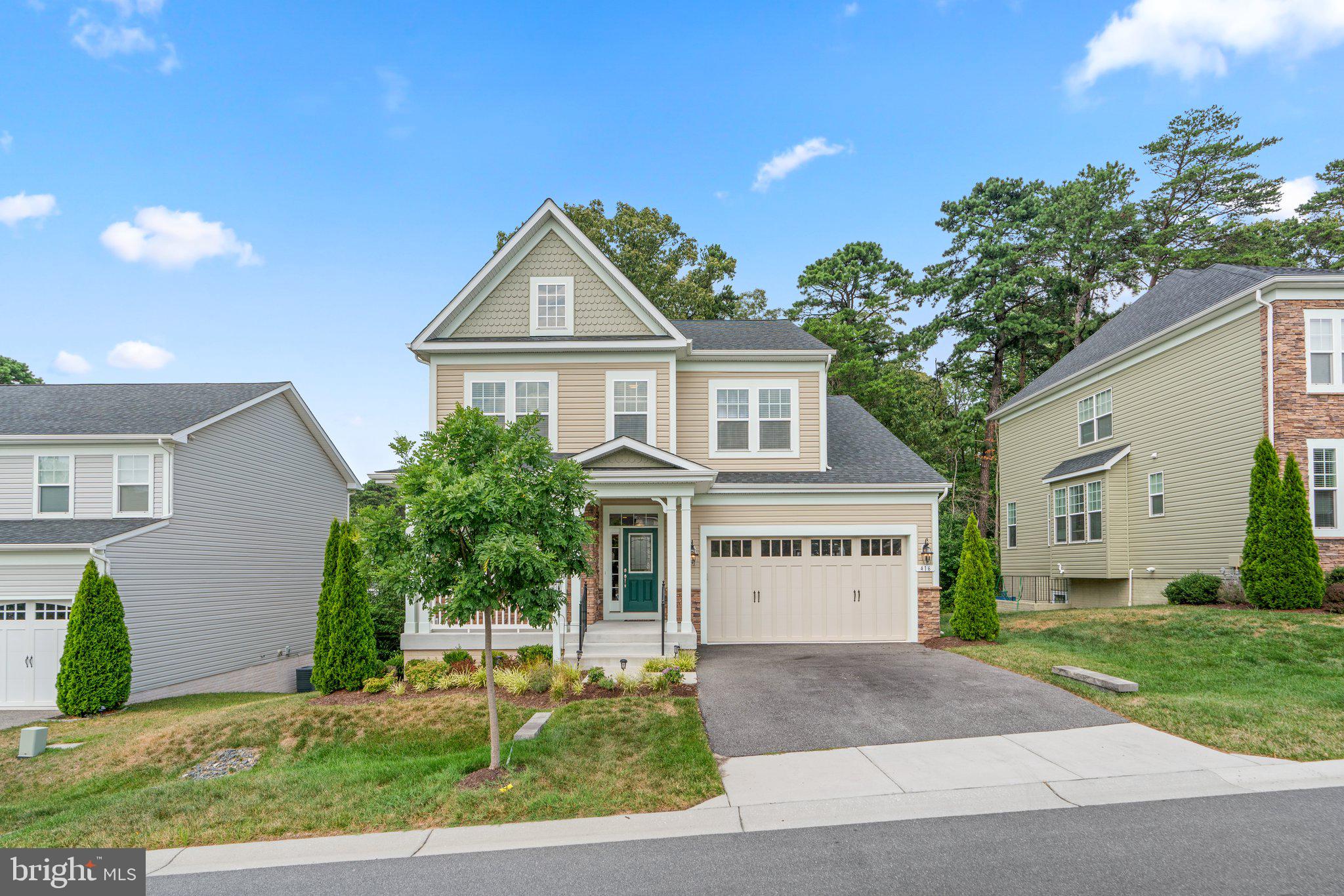 POND VIEW - Residential