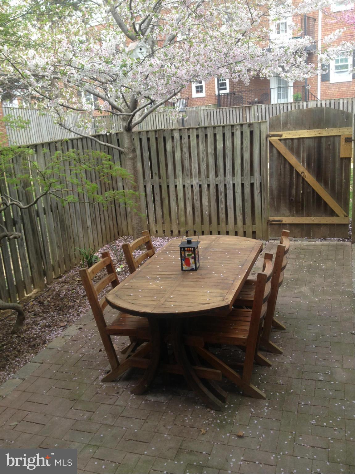 FAIRLINGTON VILLAGES - Residential Lease