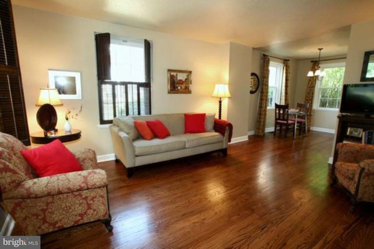 FAIRLINGTON VILLAGES - Residential Lease