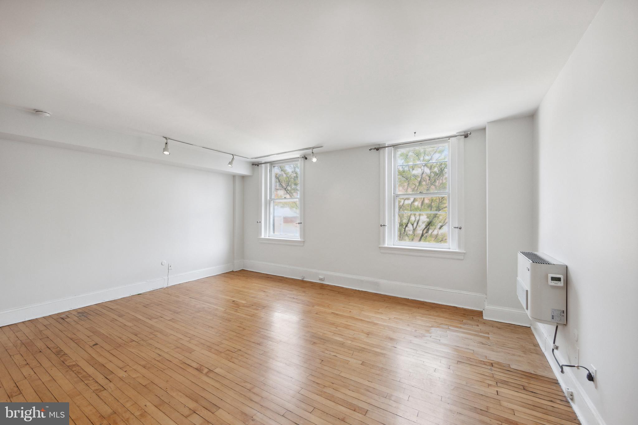 1008 SPRUCE STREET 20 53