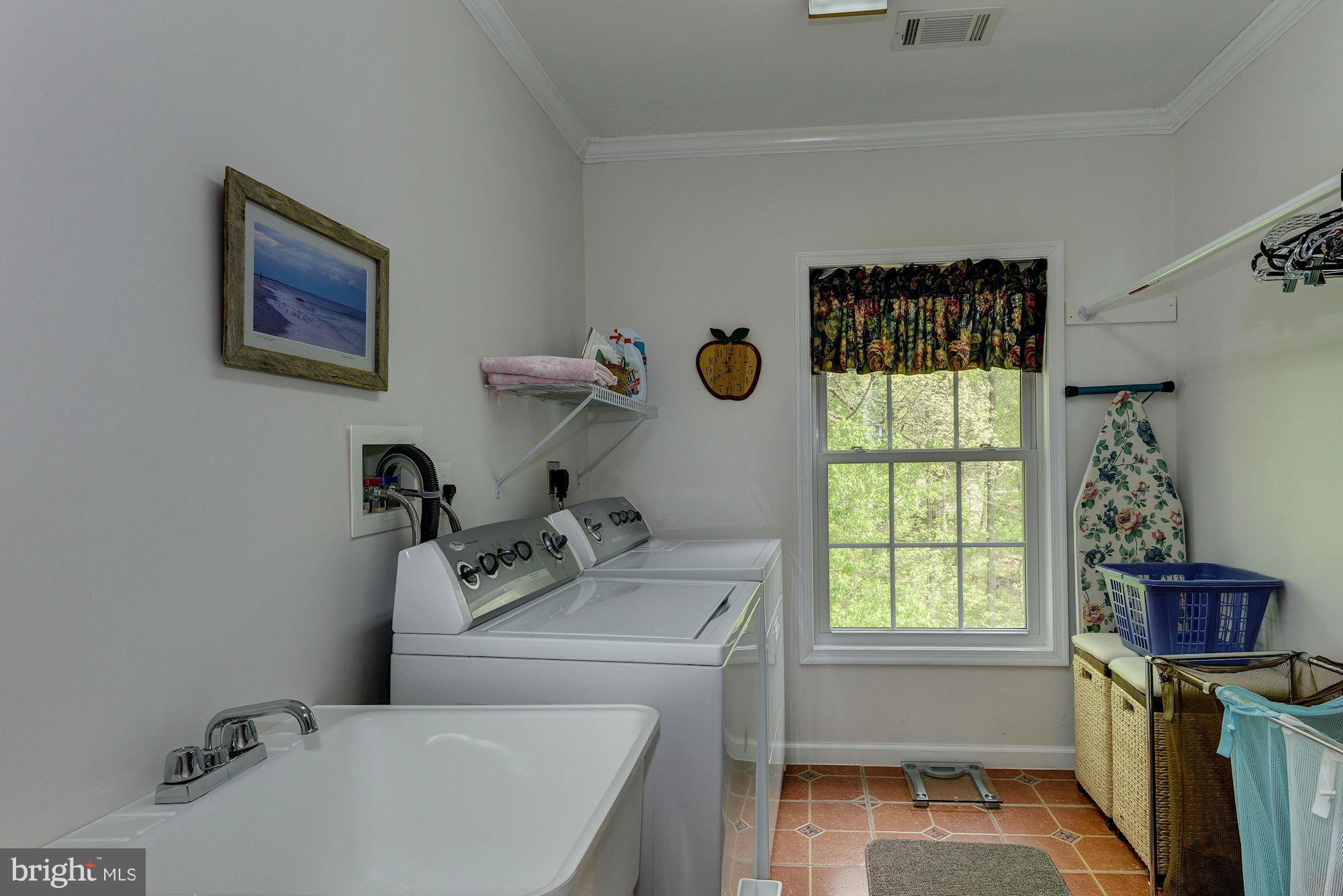 COLESVILLE MANOR - Residential