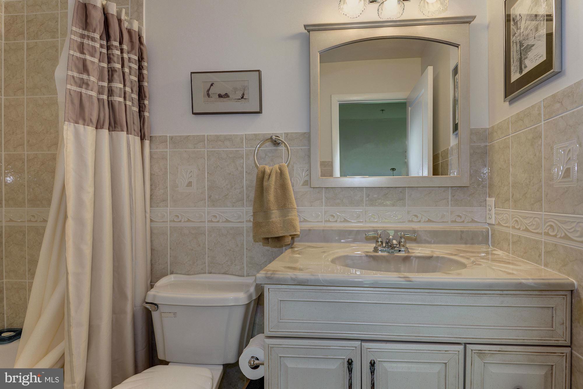 COLESVILLE MANOR - Residential