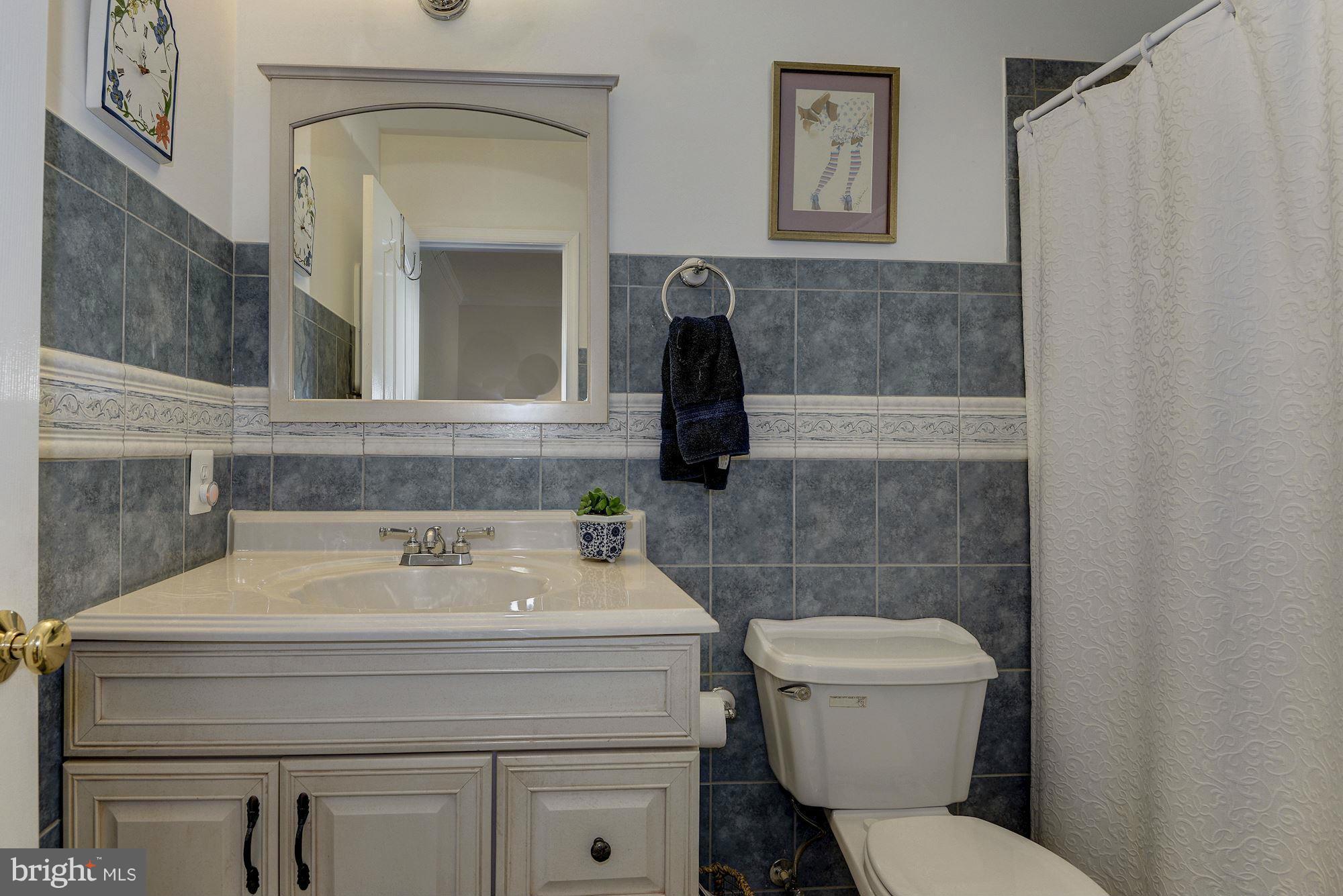 COLESVILLE MANOR - Residential