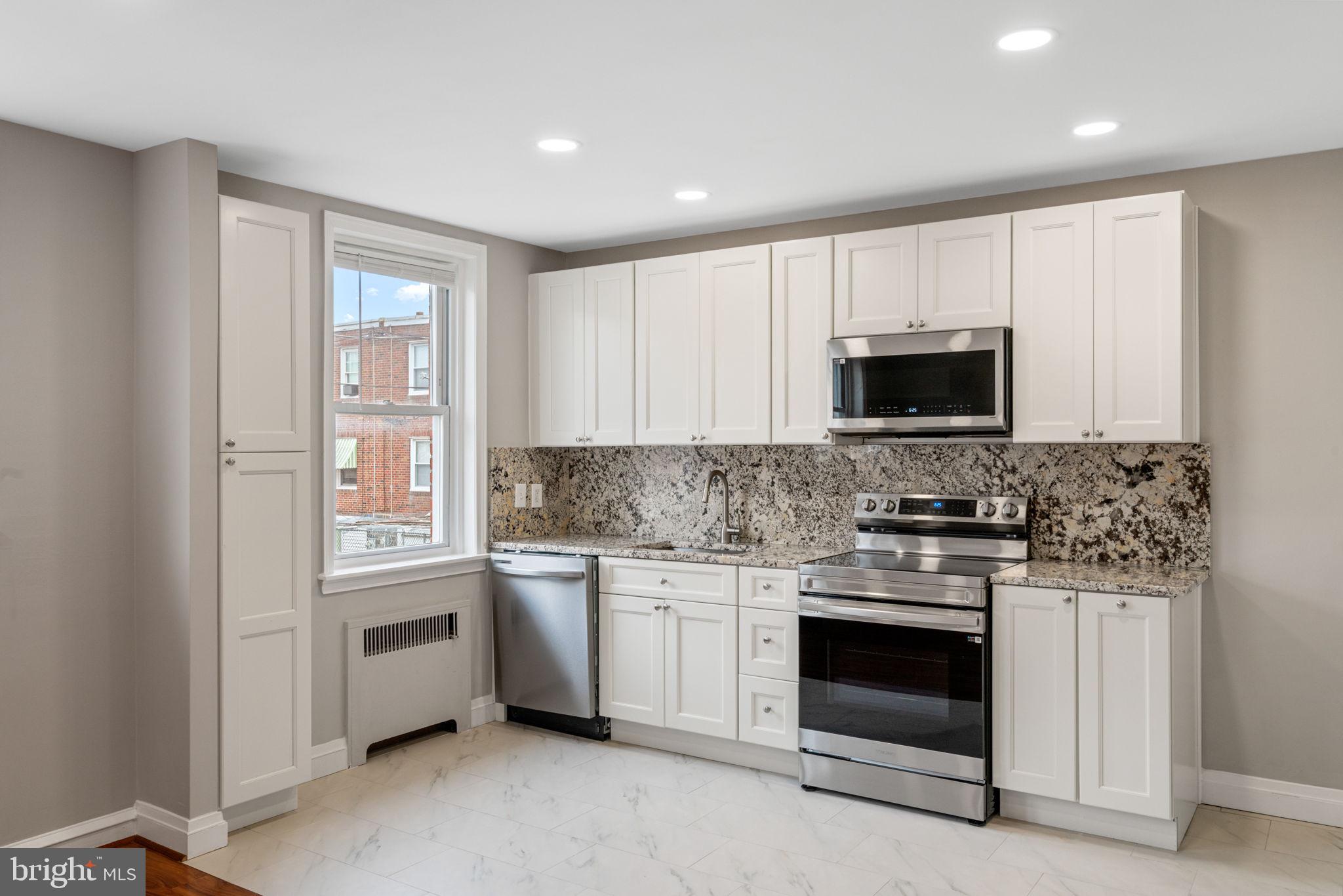 PHILADELPHIA (NORTHEAST) - Residential