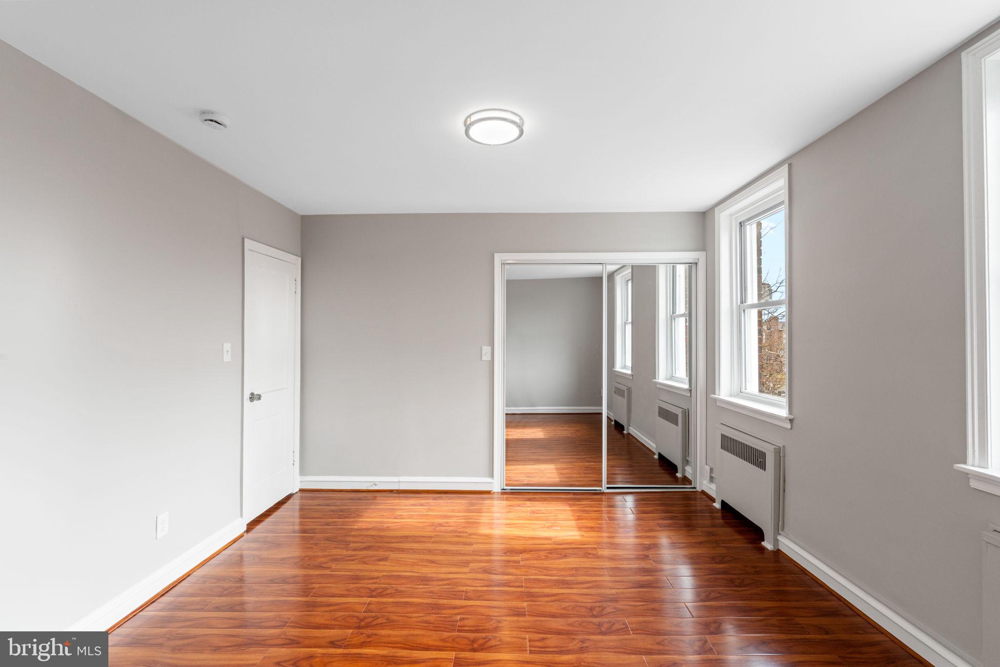 PHILADELPHIA (NORTHEAST) - Residential