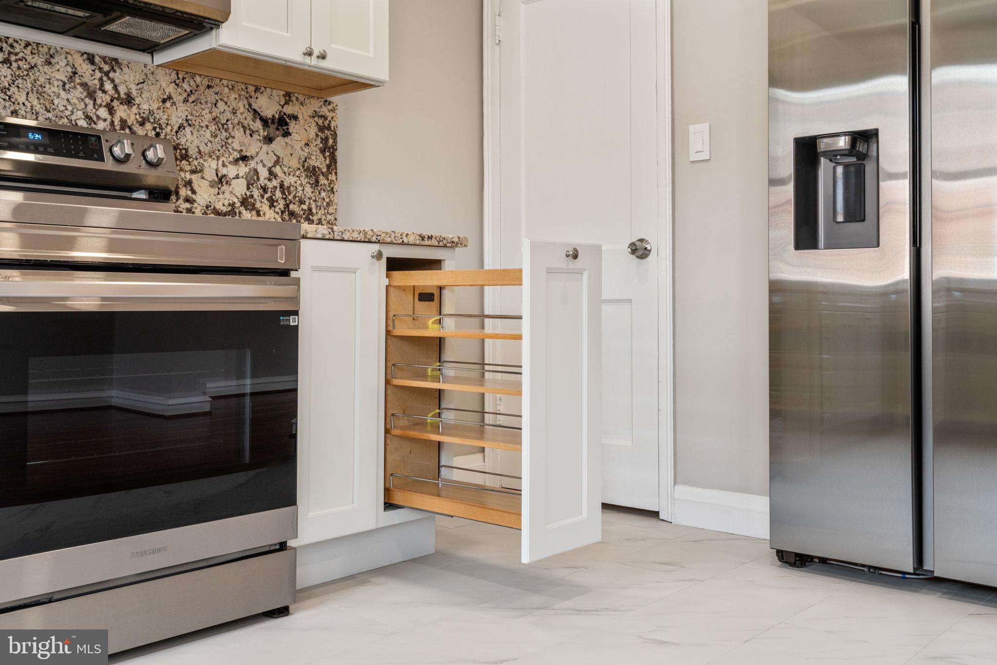 PHILADELPHIA (NORTHEAST) - Residential