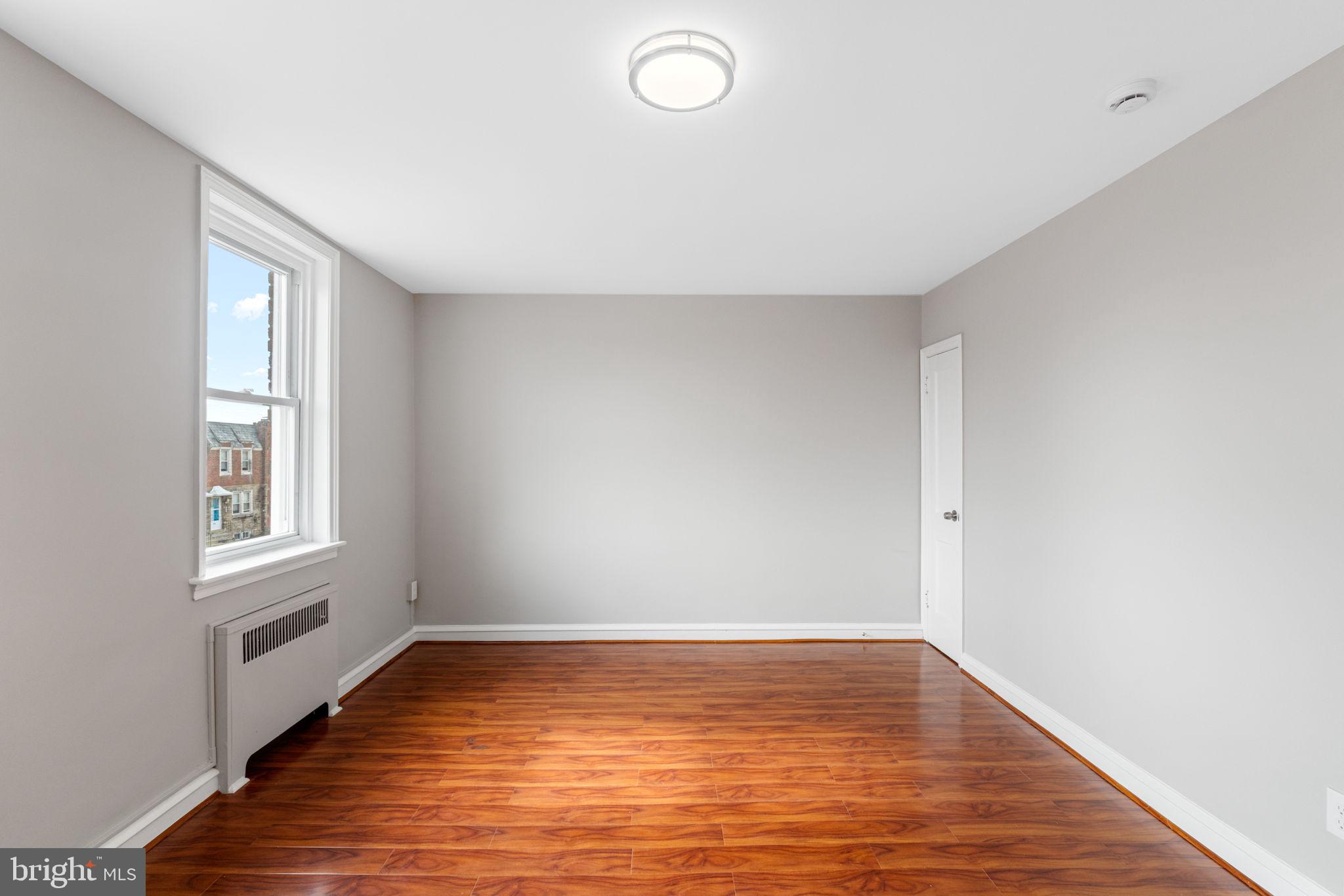 PHILADELPHIA (NORTHEAST) - Residential