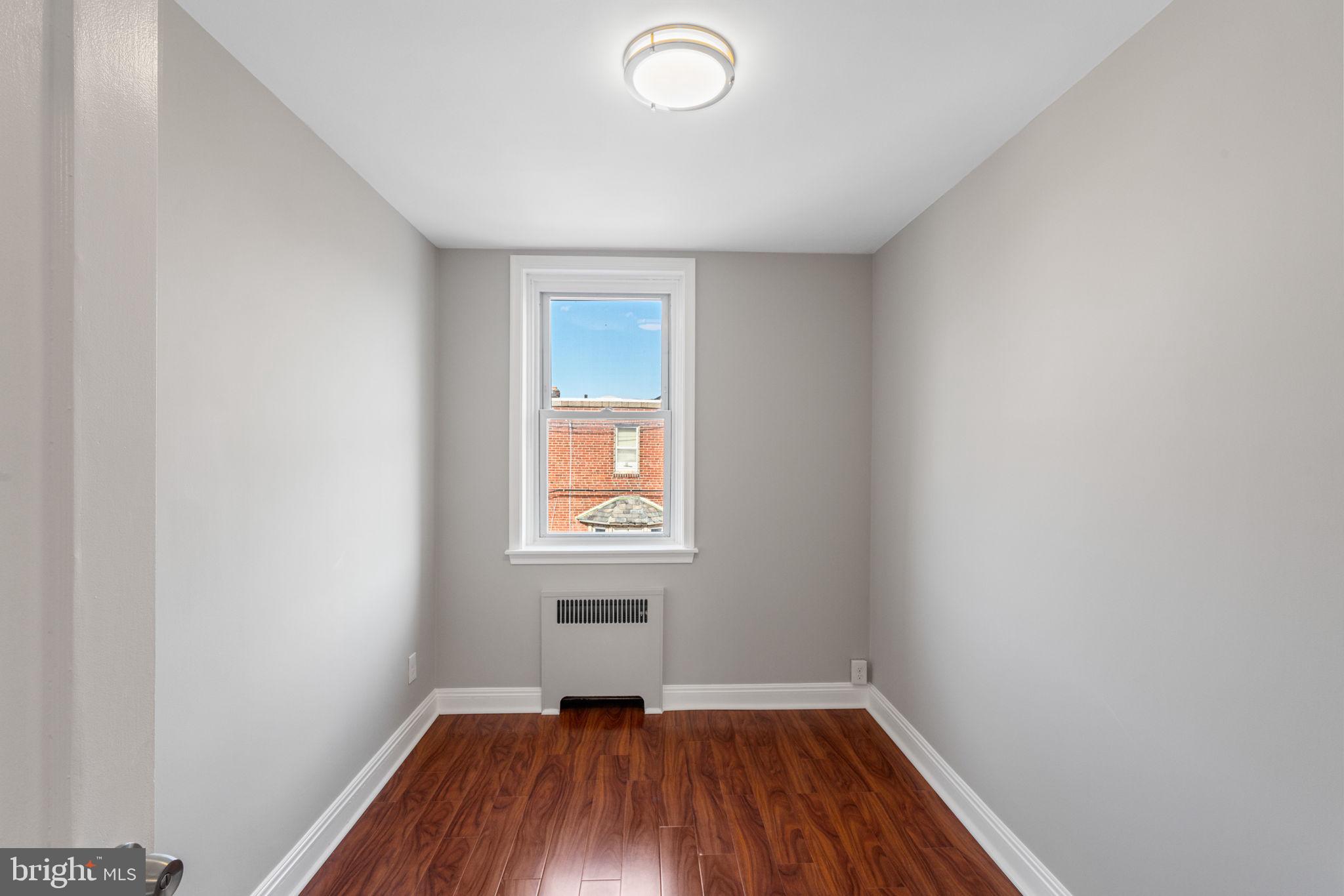 PHILADELPHIA (NORTHEAST) - Residential