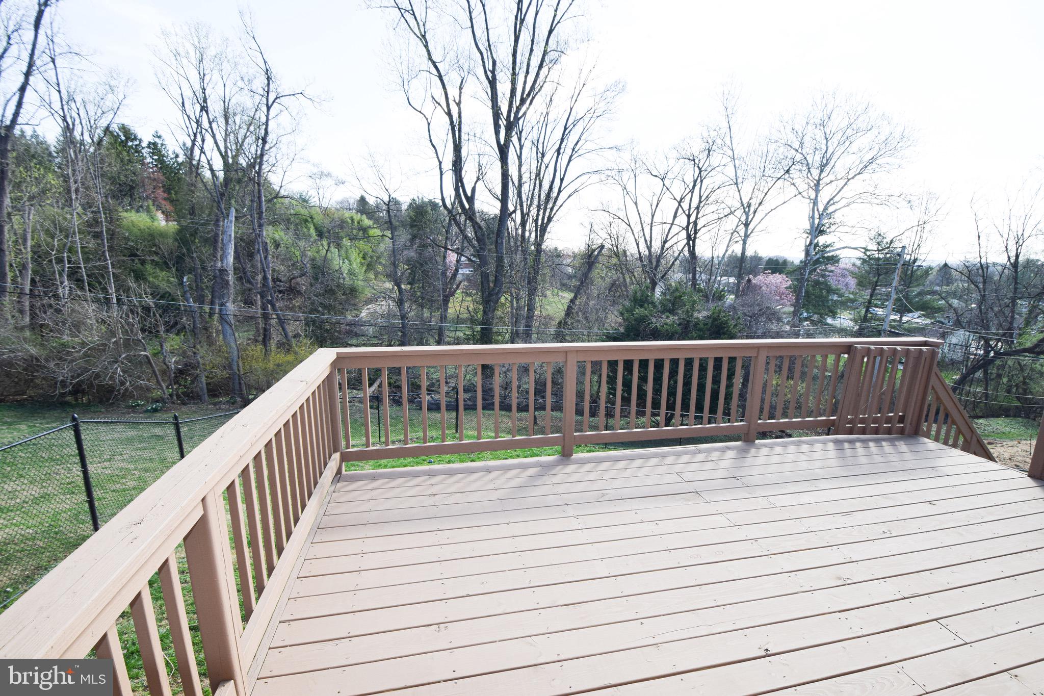 STRATFORD - Residential