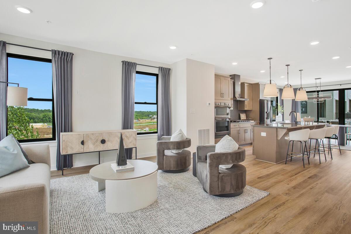 5016 HENRY KING WAY WAY 20F