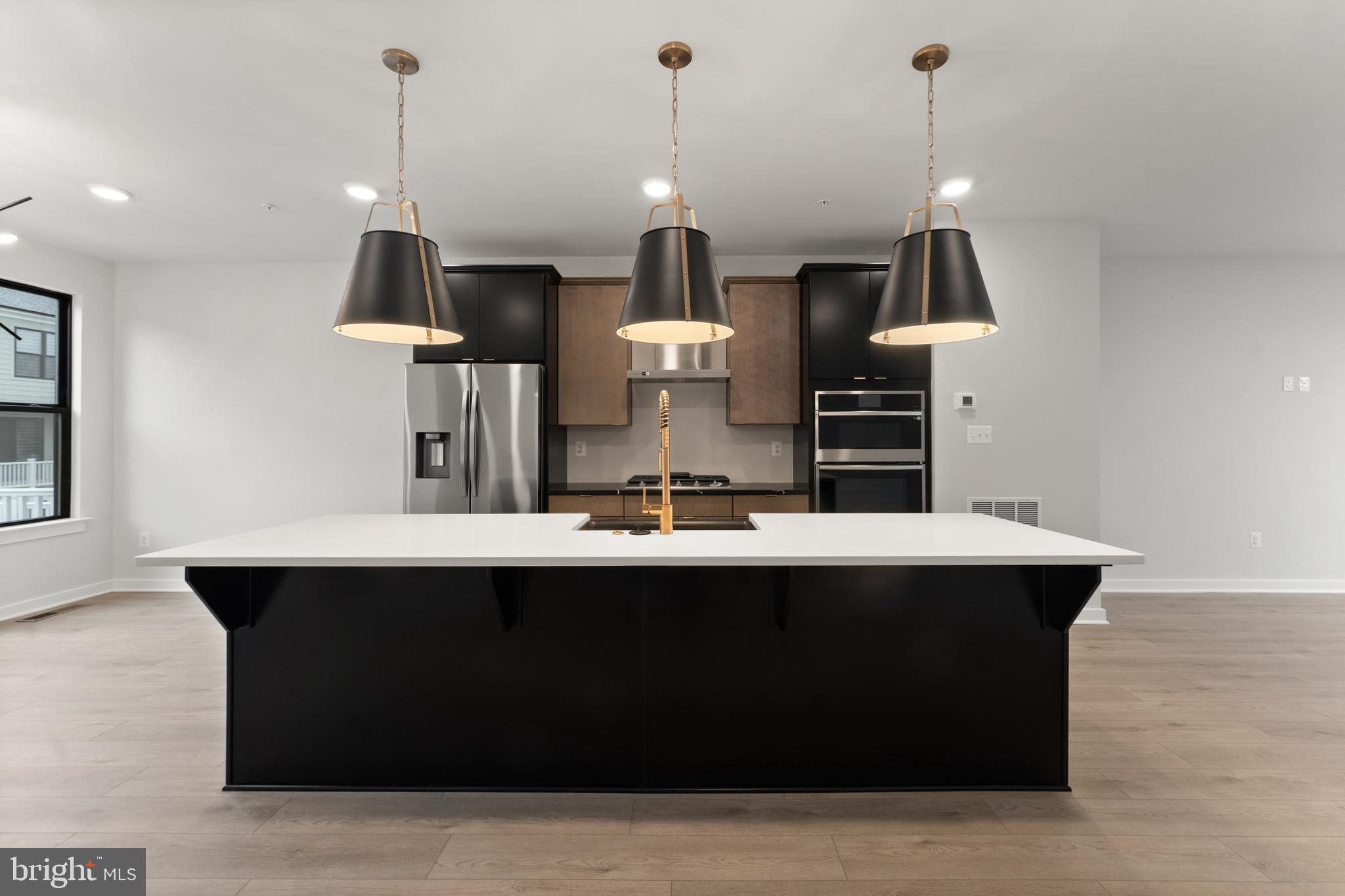 MELFORD TOWN CENTER - Residential