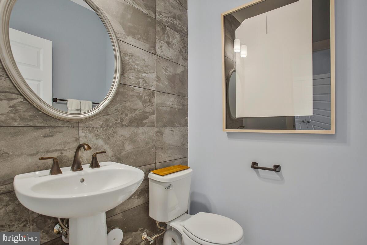 MELFORD TOWN CENTER - Residential