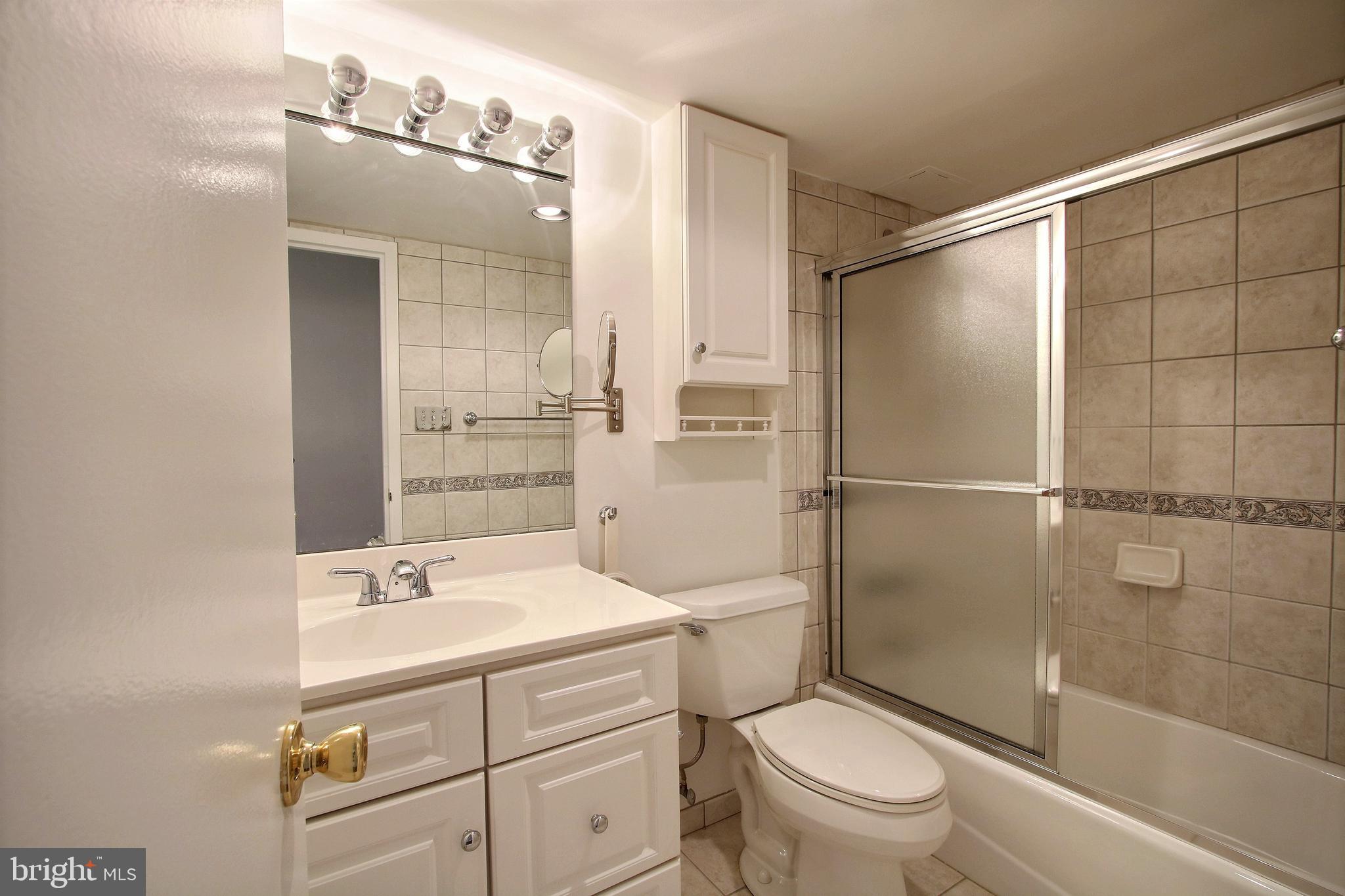 4620 NORTH PARK AVE - Residential