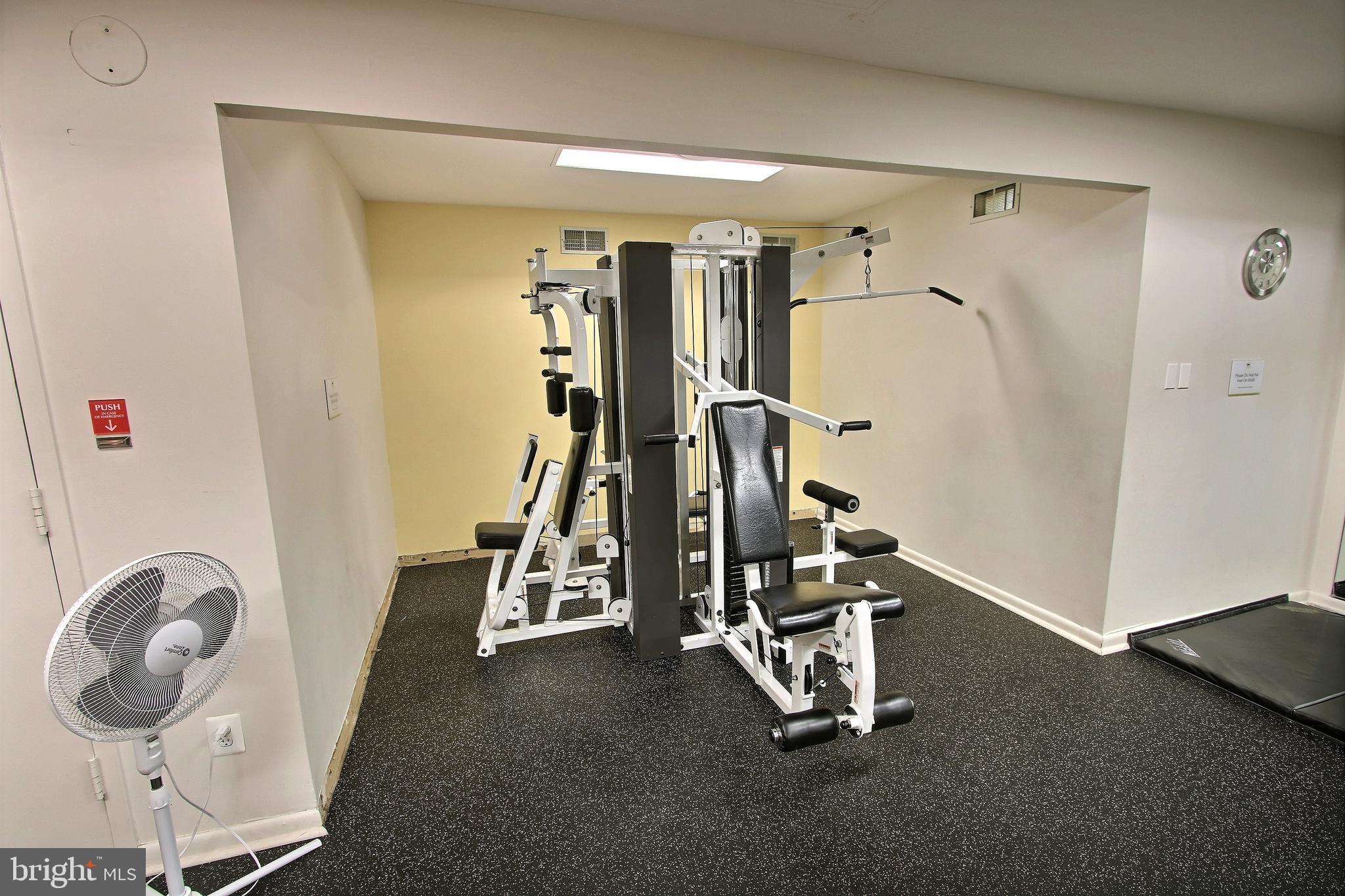 4620 NORTH PARK AVE - Residential