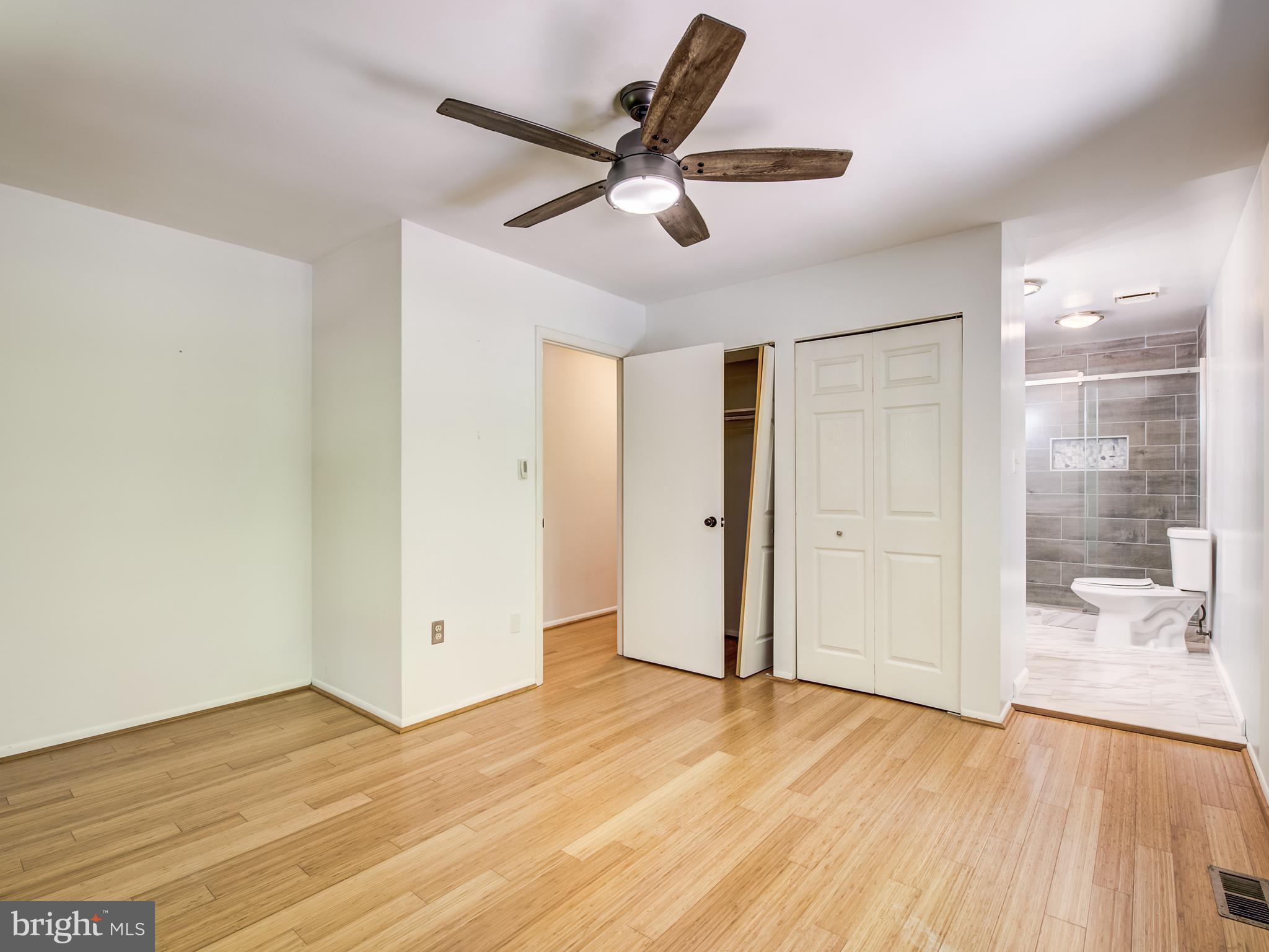 HOLLAND CLIFF SHORES - Residential