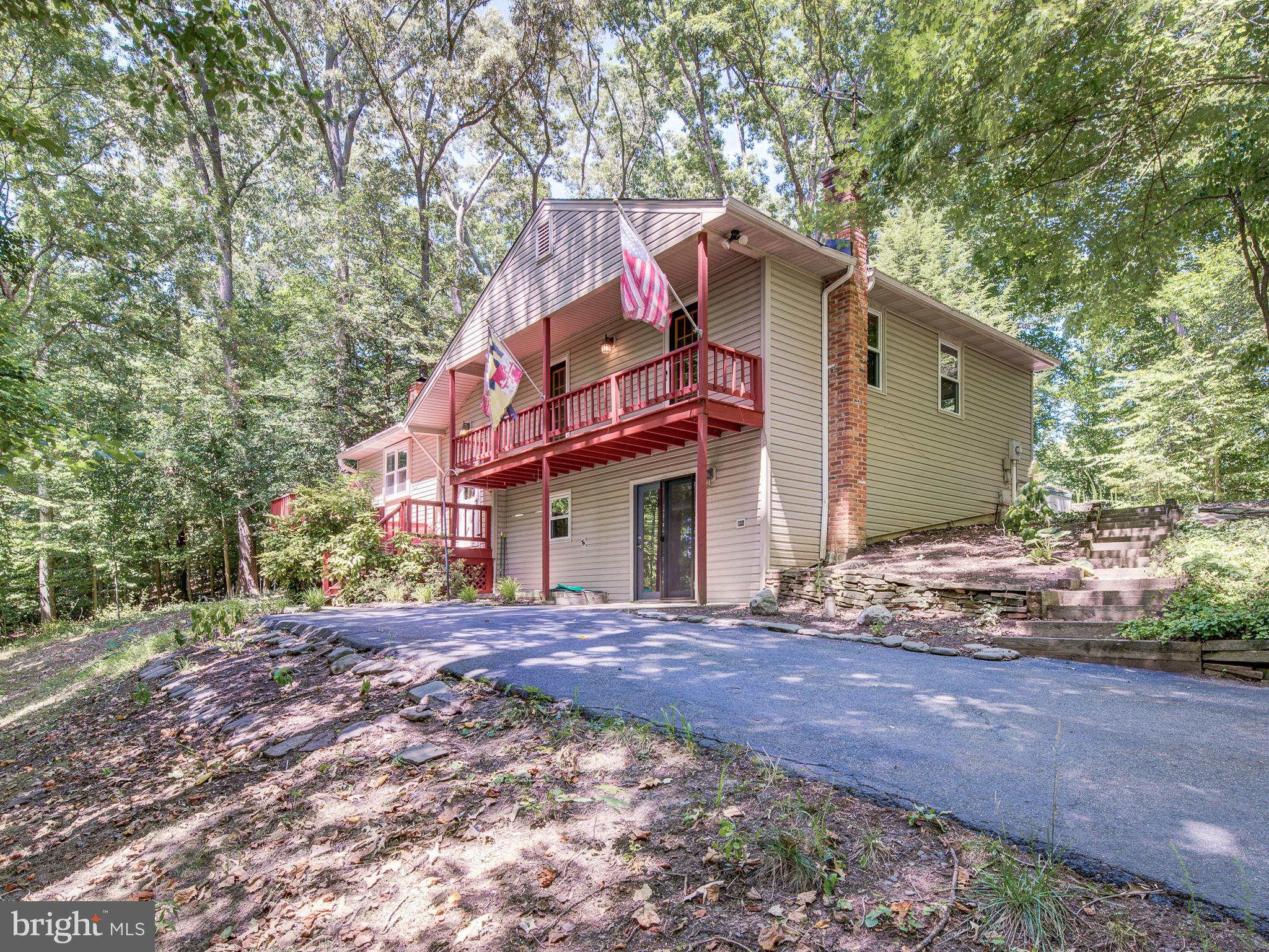 HOLLAND CLIFF SHORES - Residential