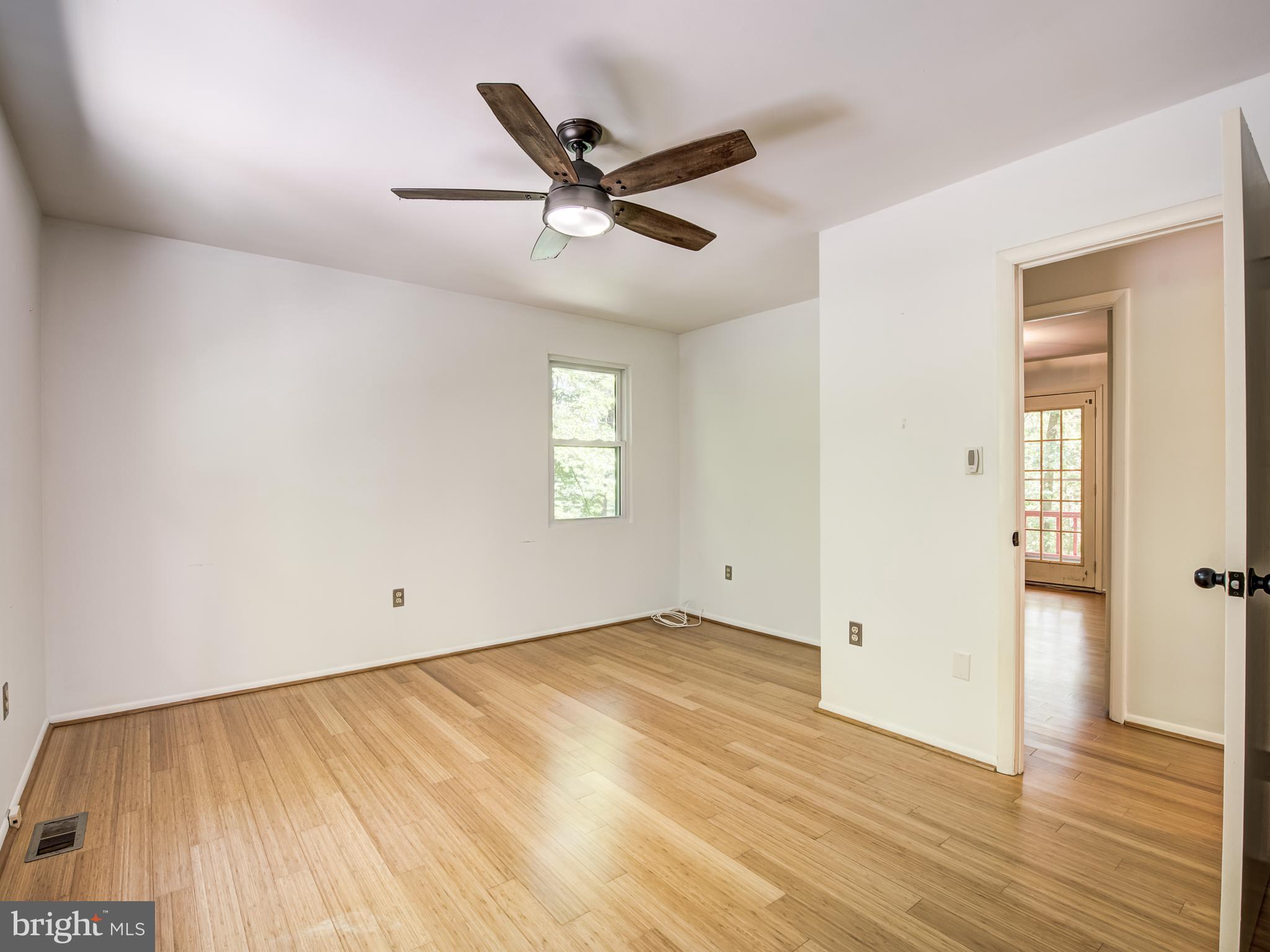 HOLLAND CLIFF SHORES - Residential