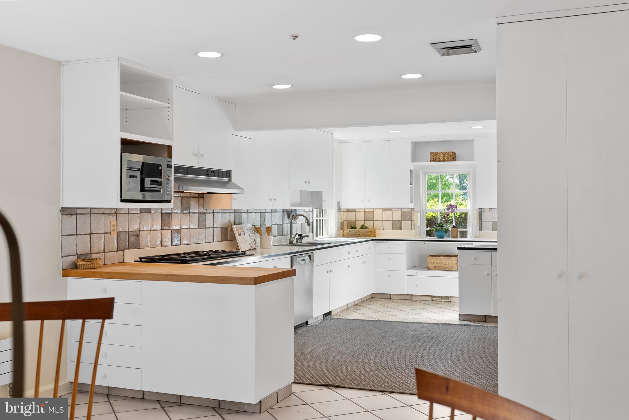 GREENSPRING VALLEY - Residential