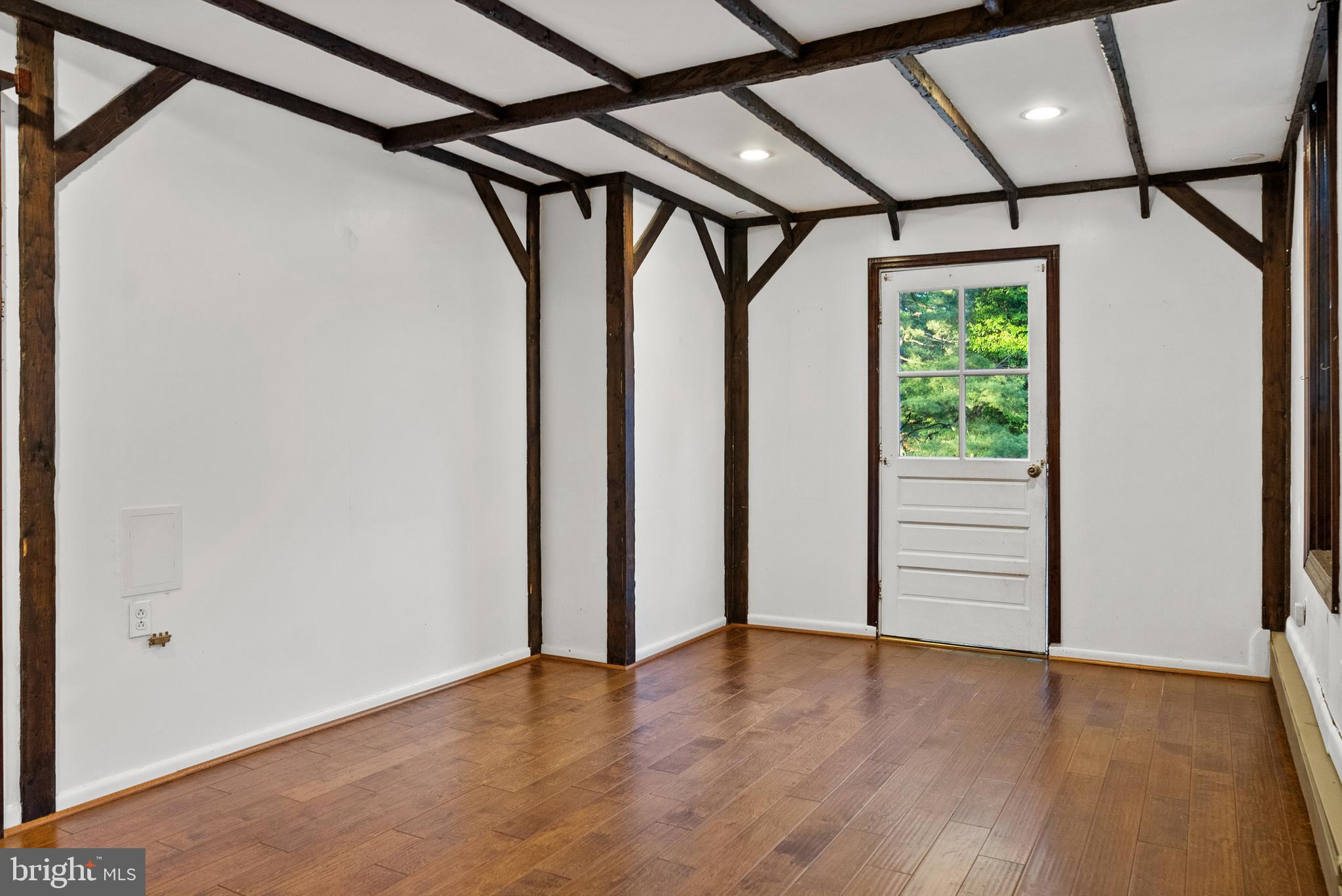 GREENSPRING VALLEY - Residential