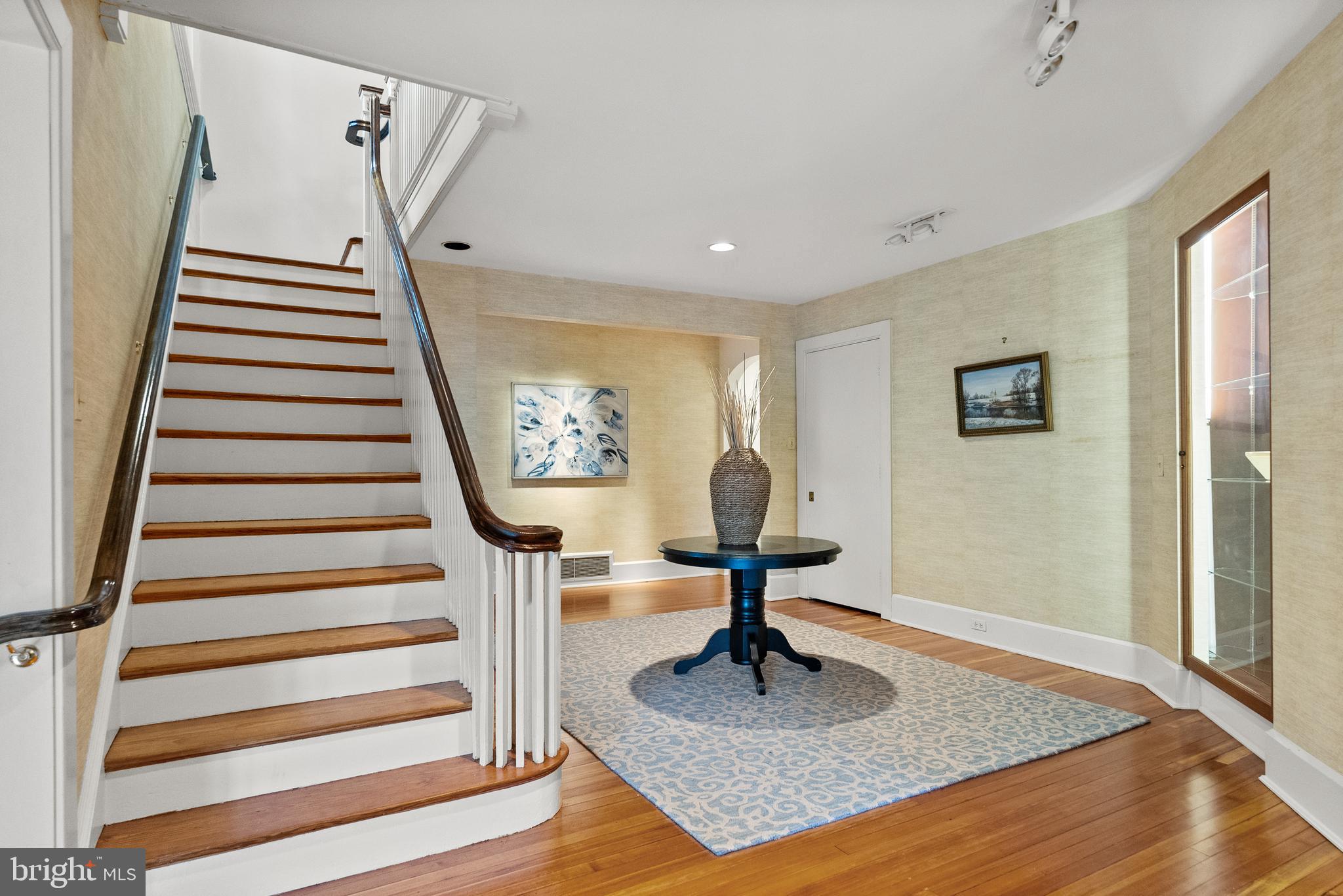 GREENSPRING VALLEY - Residential