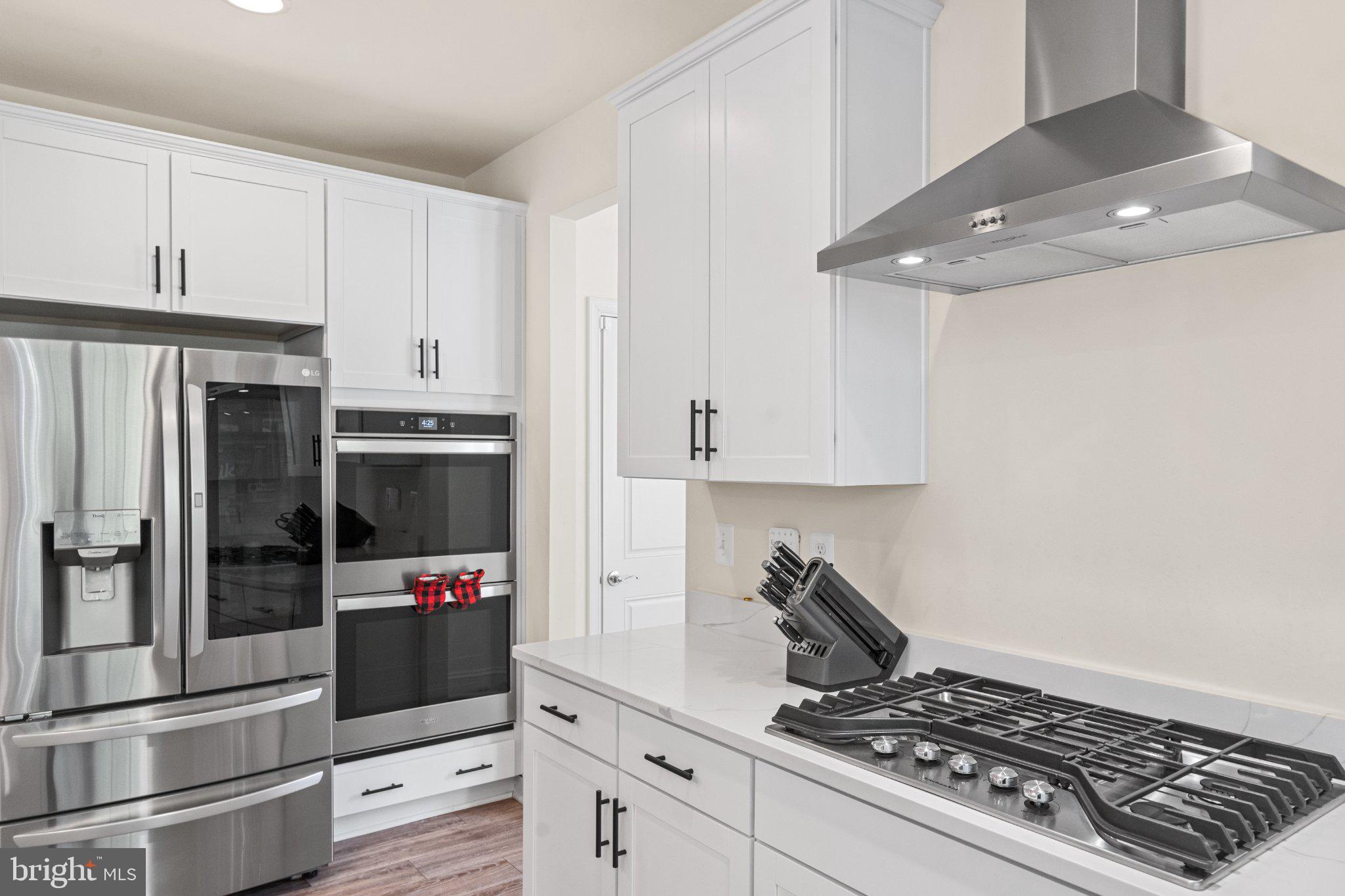 CEDAR CHASE - Residential