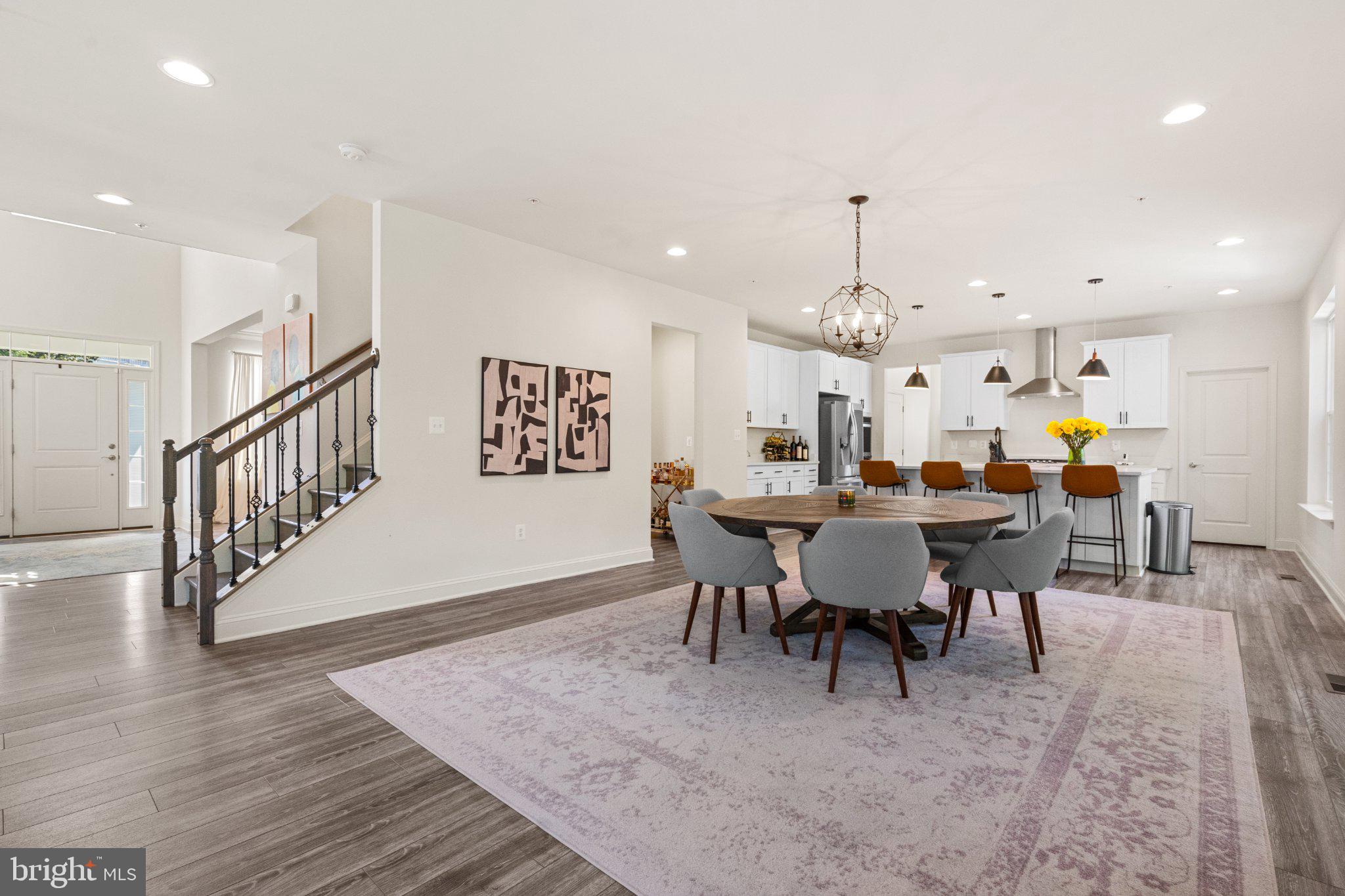 CEDAR CHASE - Residential