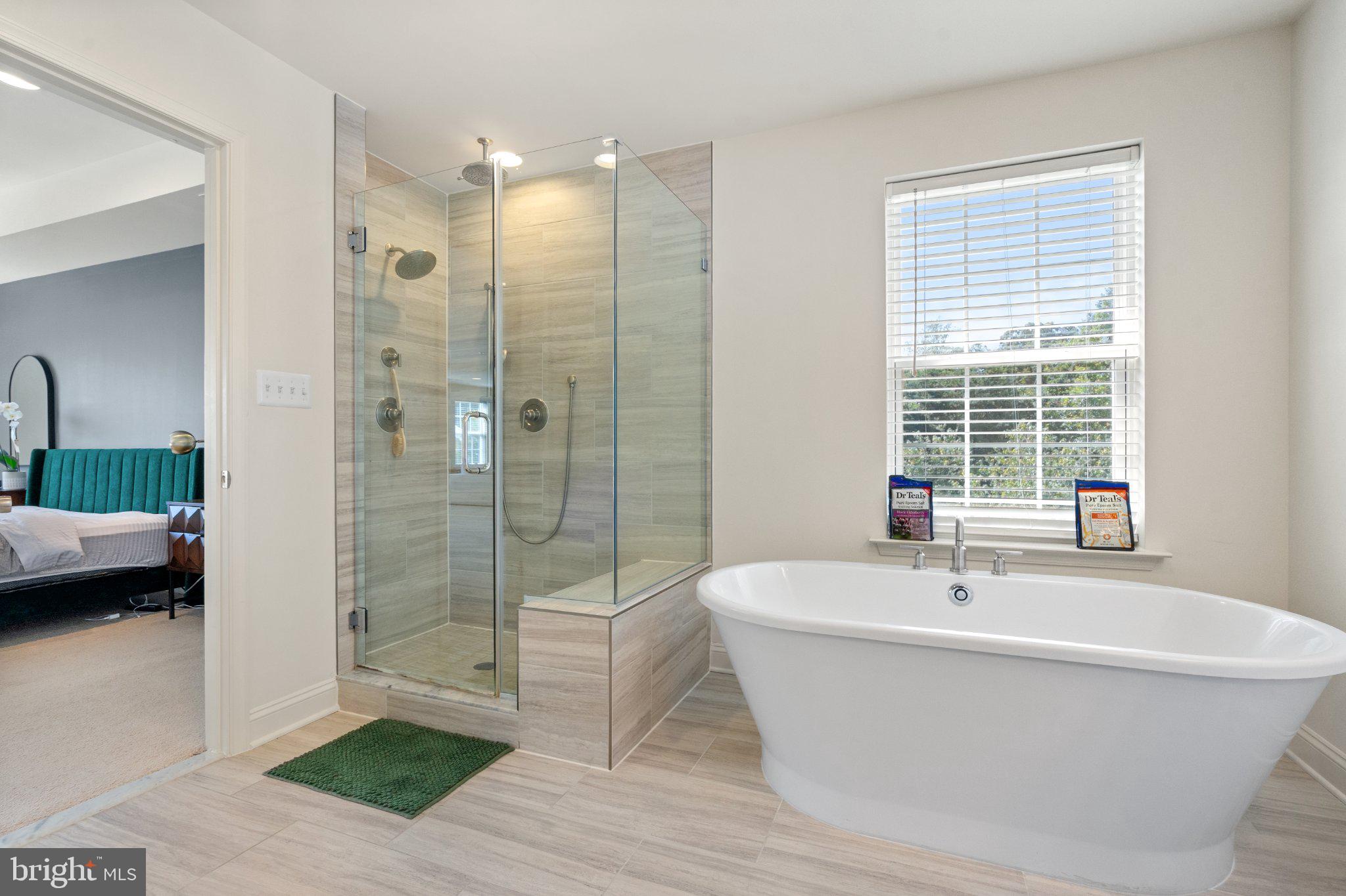 CEDAR CHASE - Residential