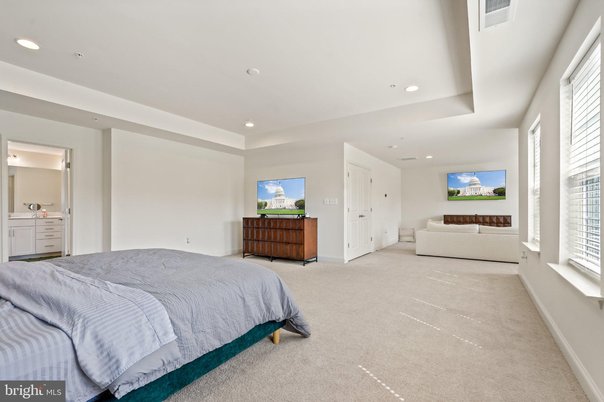 CEDAR CHASE - Residential