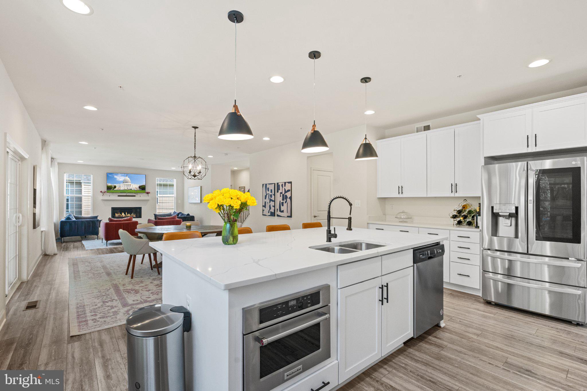CEDAR CHASE - Residential