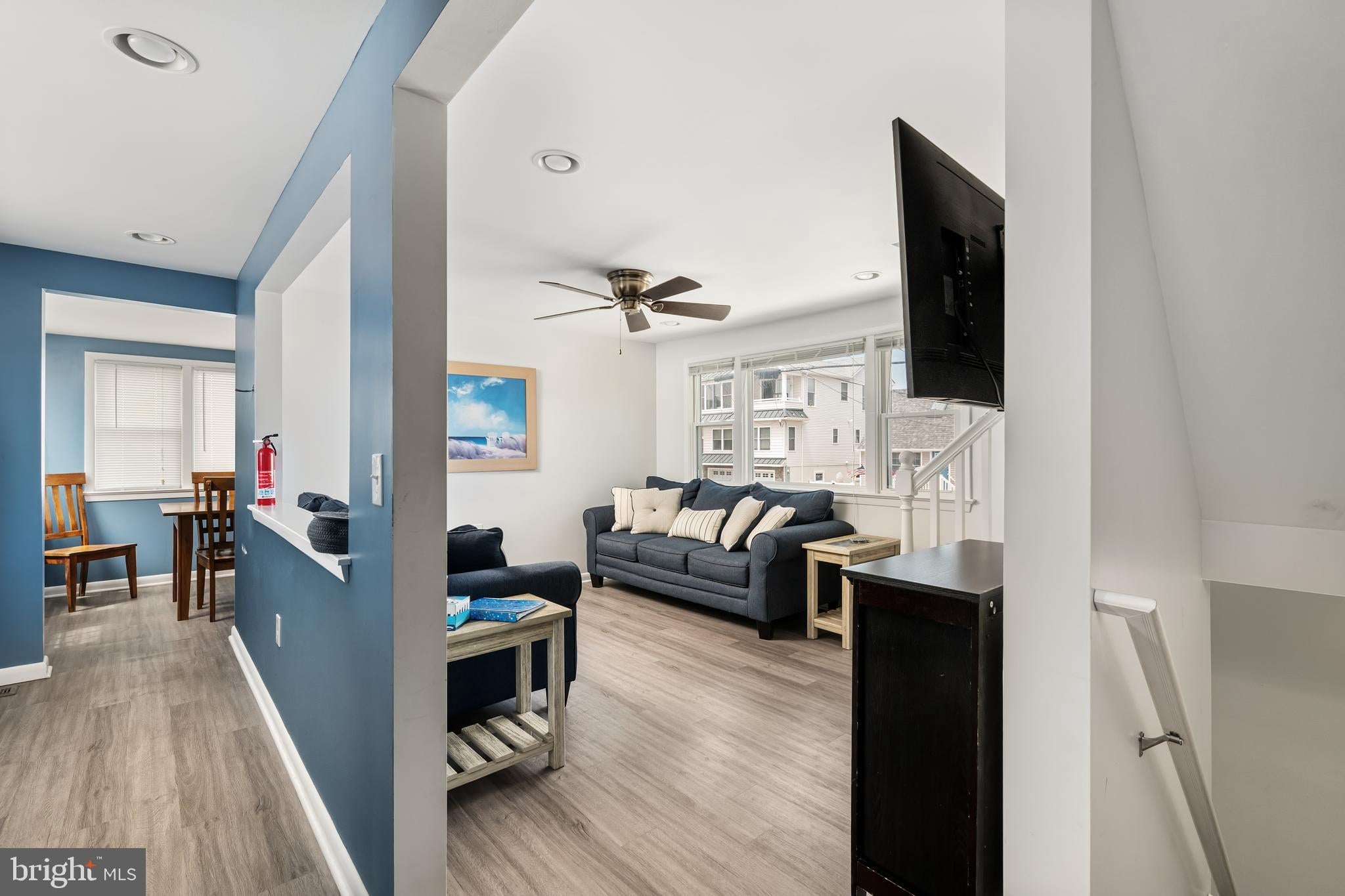 20 W SOUTH 33RD STREET