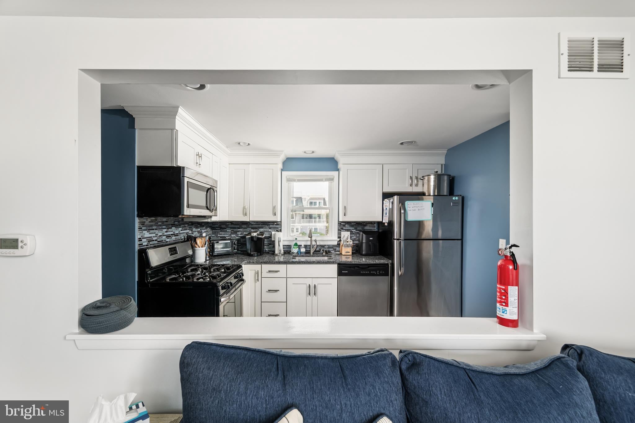 20 W SOUTH 33RD STREET