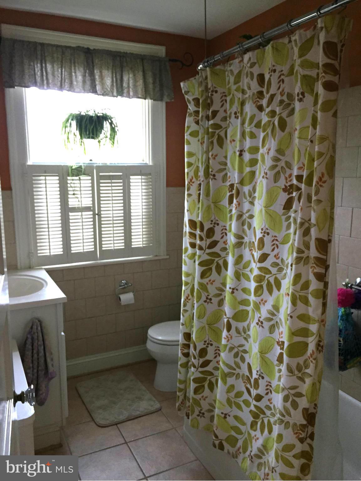 HUNTING RIDGE HISTORIC DISTRICT - Residential