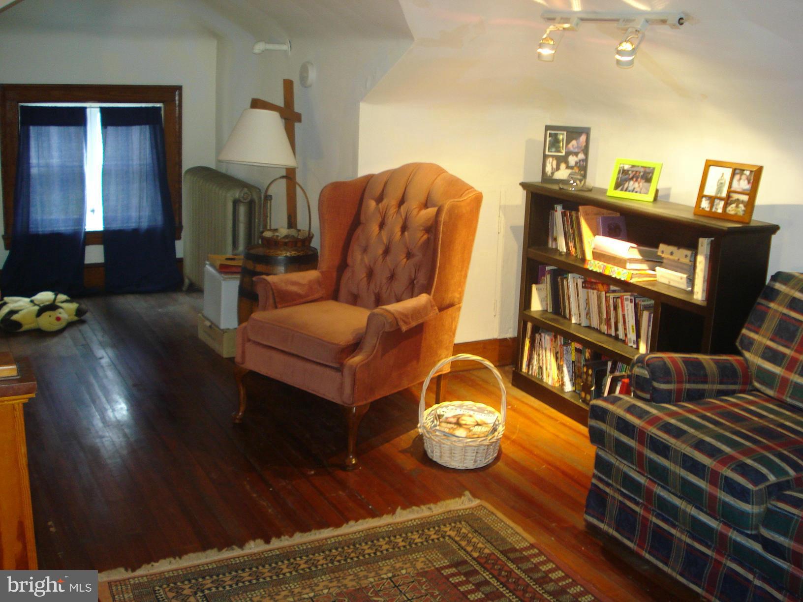 HUNTING RIDGE HISTORIC DISTRICT - Residential