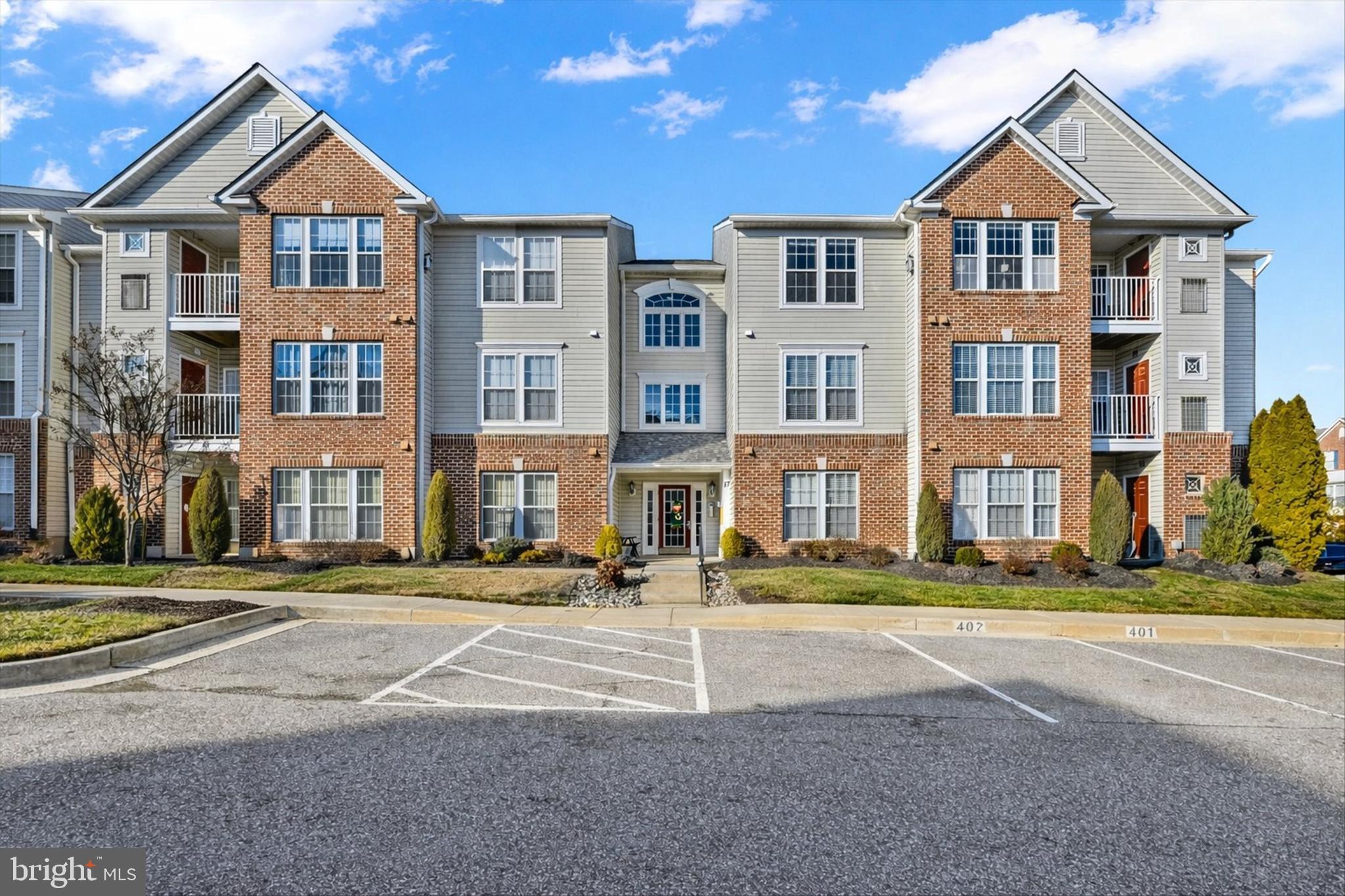 PERRY HALL FARMS GARDEN CONDOS - Residential