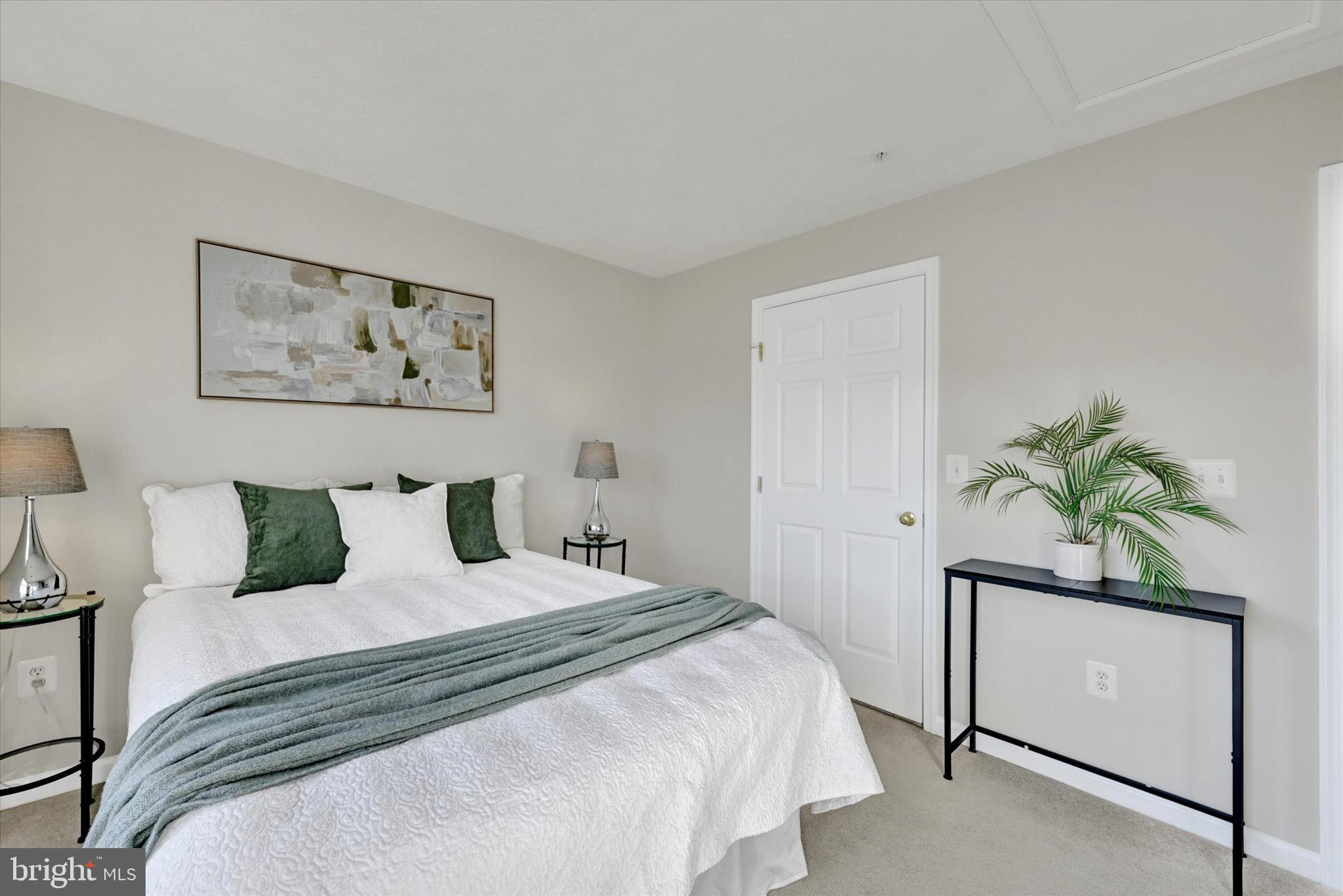 PERRY HALL FARMS GARDEN CONDOS - Residential