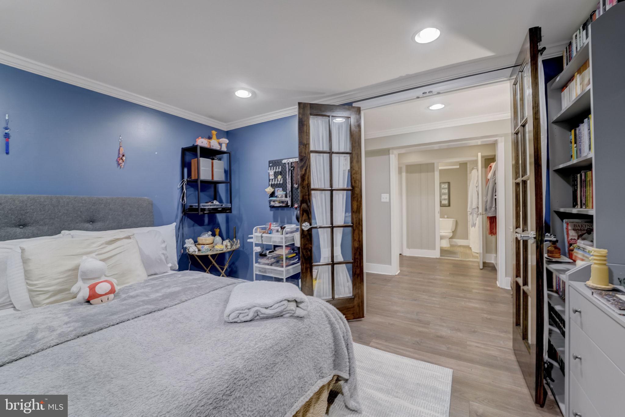 KNOLLWOOD - Residential