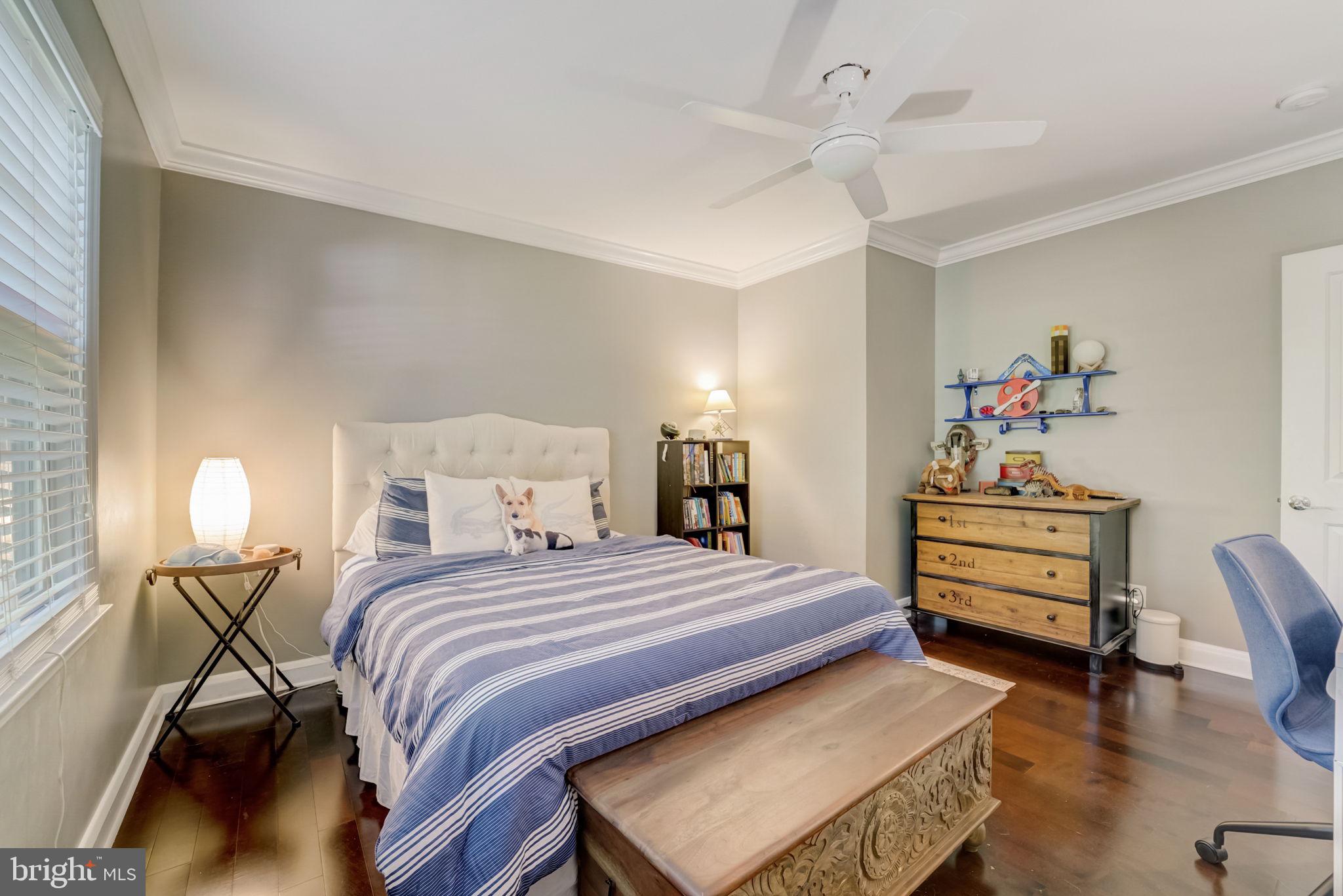 KNOLLWOOD - Residential