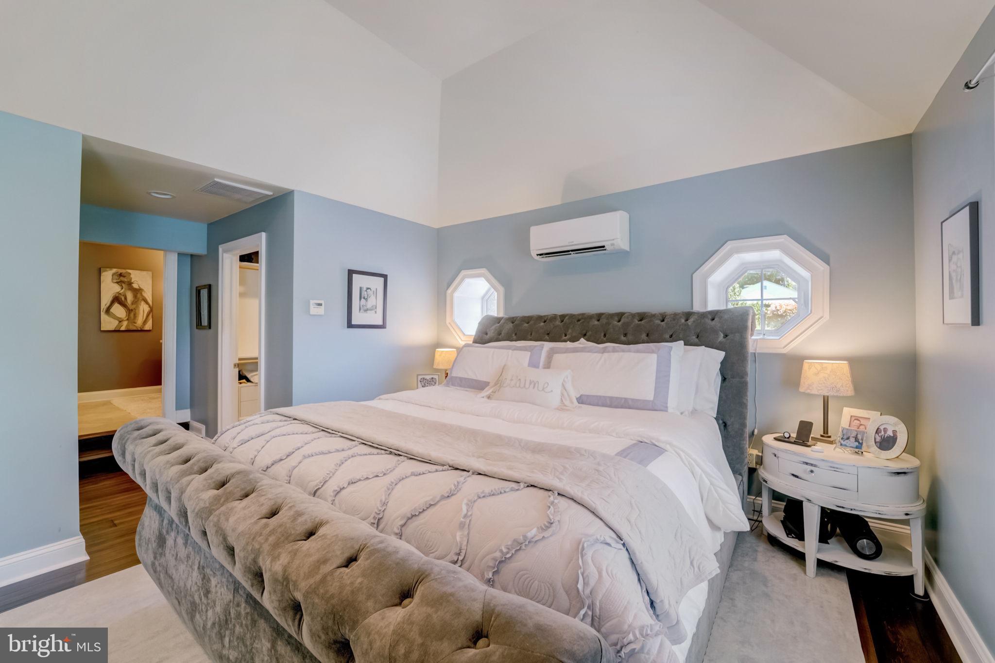 KNOLLWOOD - Residential