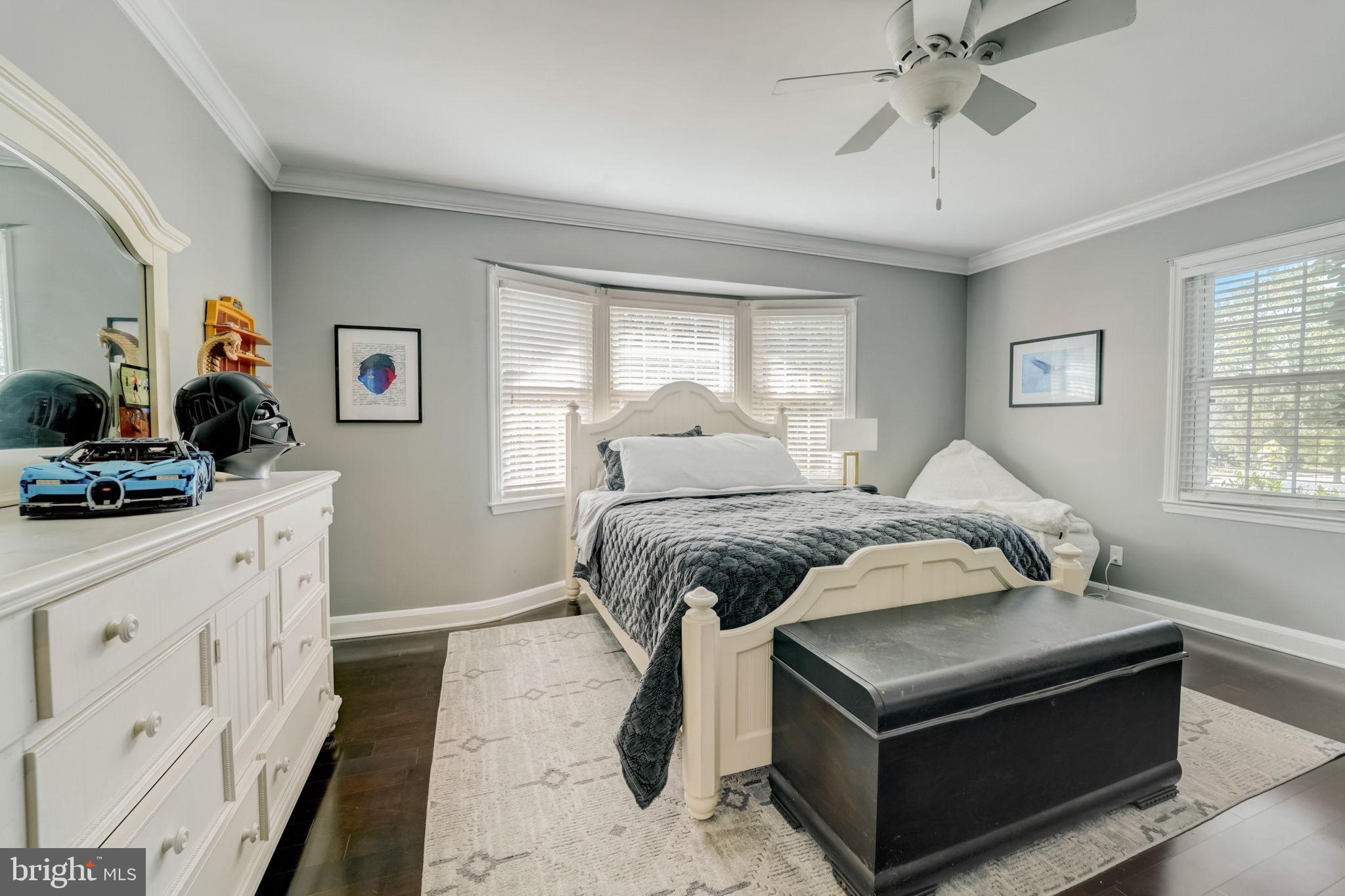 KNOLLWOOD - Residential