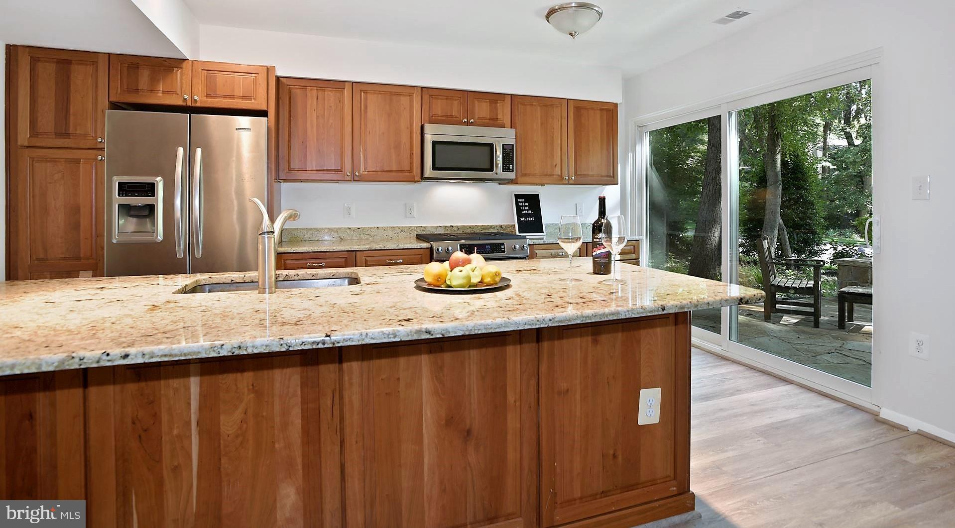 RESTON - Residential