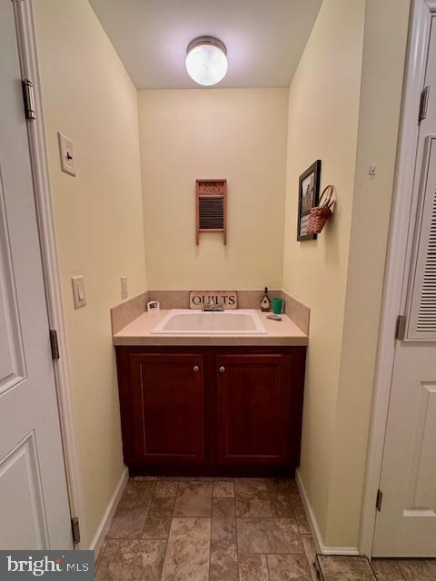 VILLAGE OF CECIL WOODS - Residential