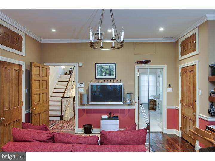 SOCIETY HILL - Residential