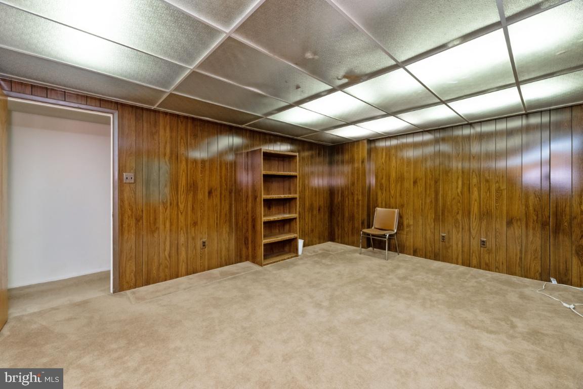 CLEMENS CROSSING - Residential