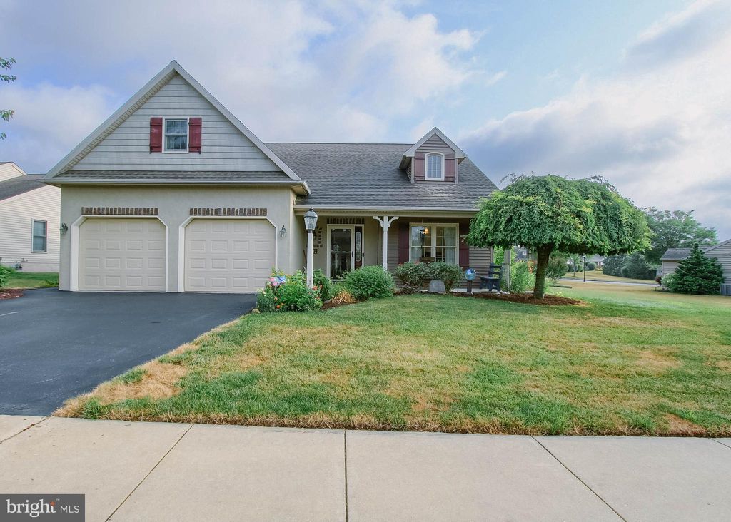 Photo of 1017 Cambridge Drive, Manheim, PA 17545 (MLS # PALA2053600)